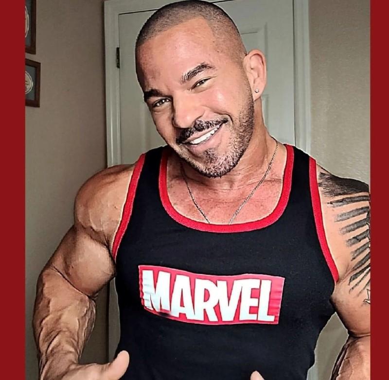 Michael Santi image