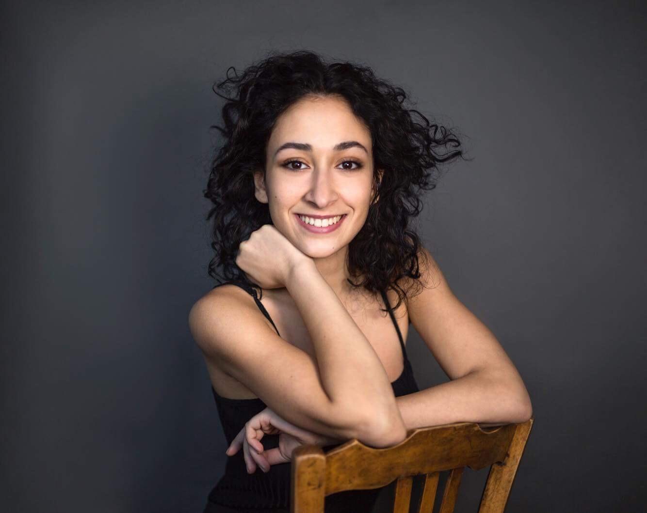 Elika Bozorgi image