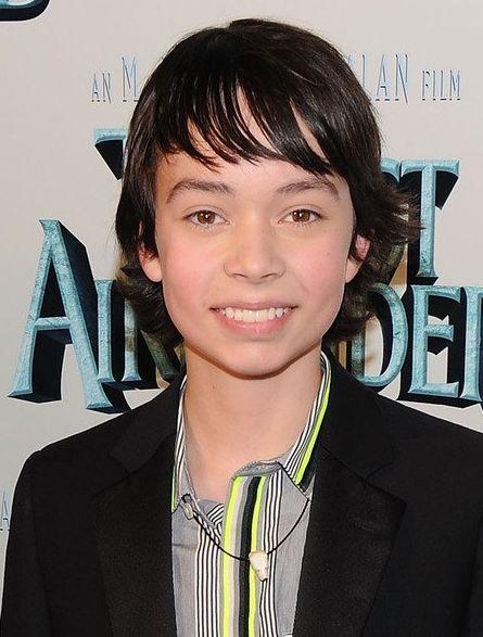 Noah Ringer image