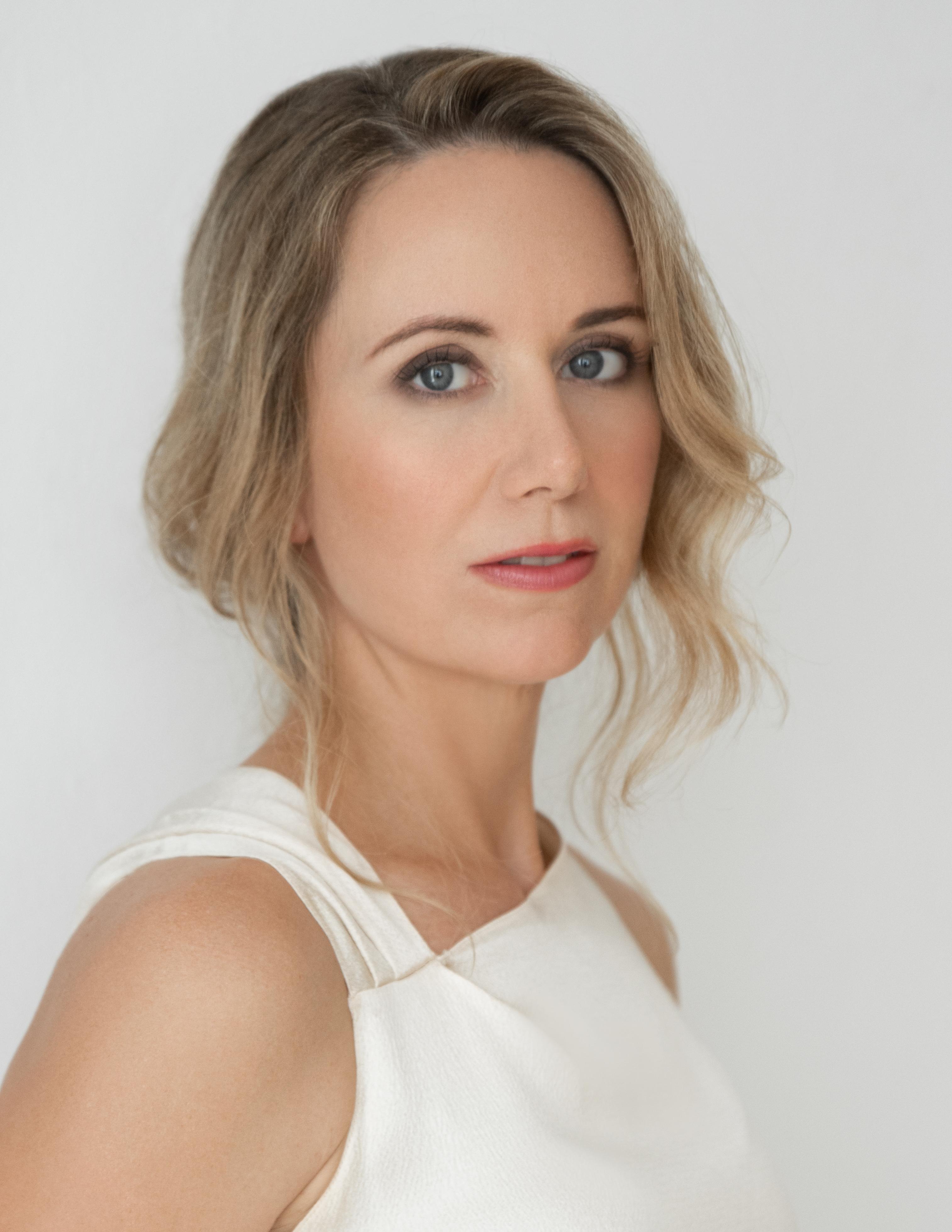 Laura Ault image