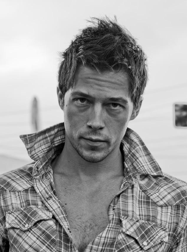 Shawn Roe image