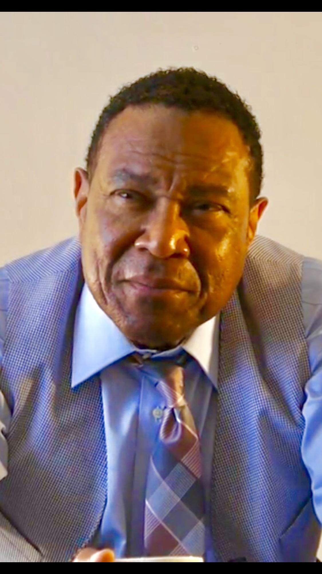 Robin T. Rose image