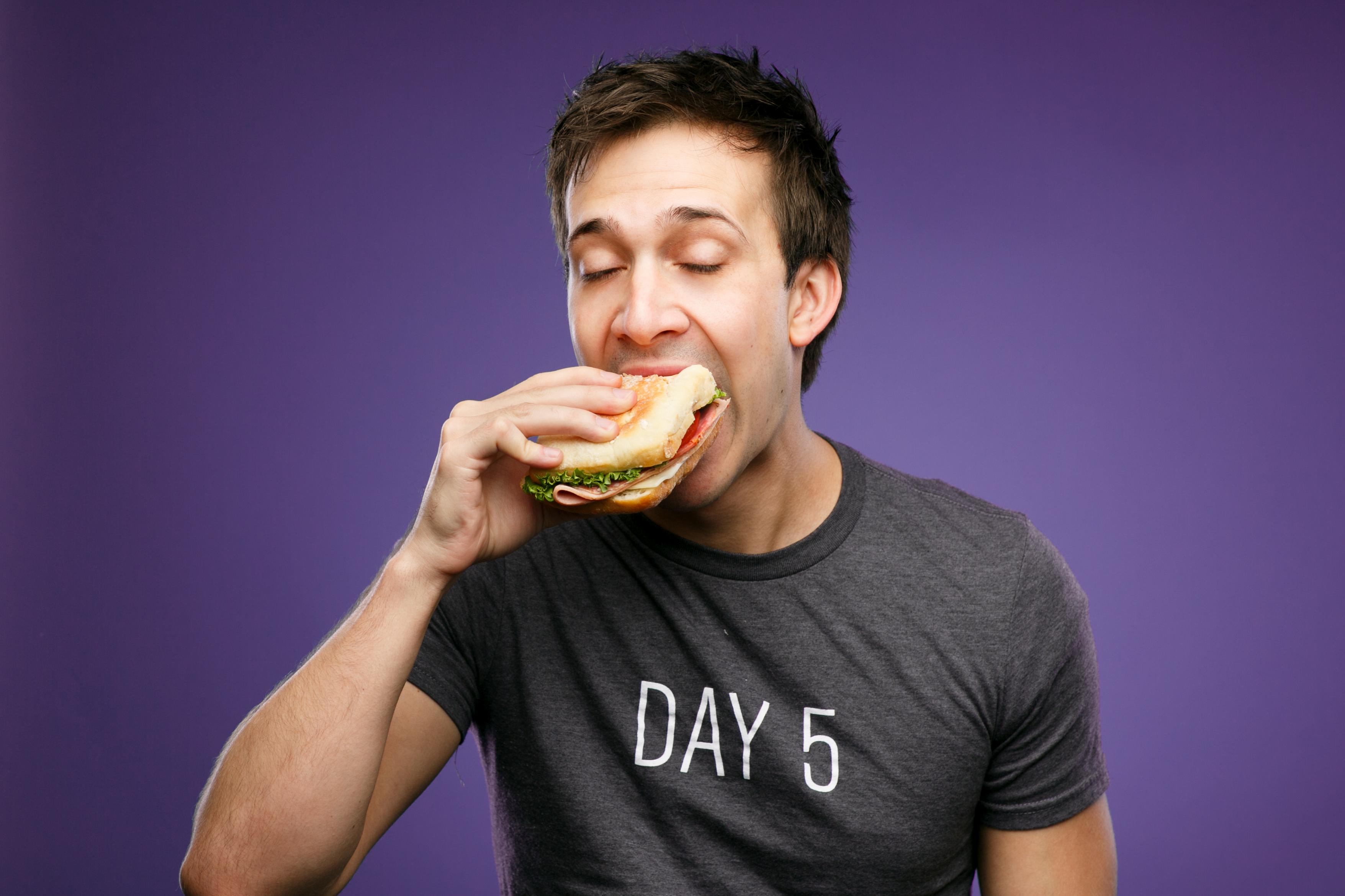 Chris Demarais image