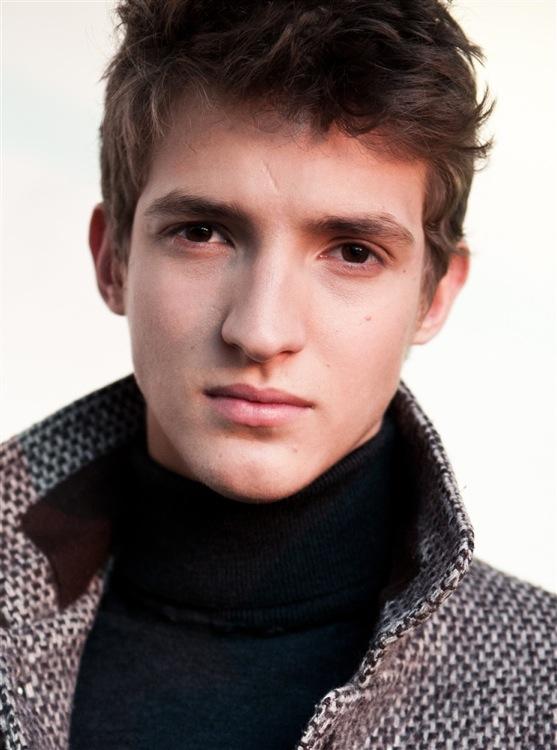 Aliocha Schneider image