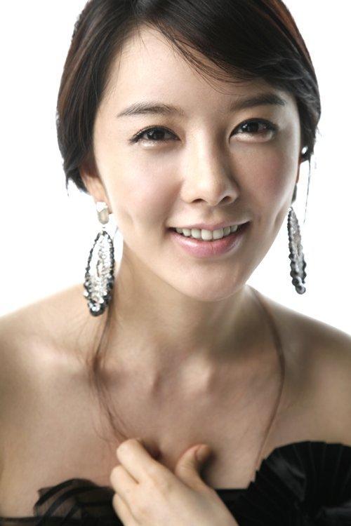 Min Young-won image