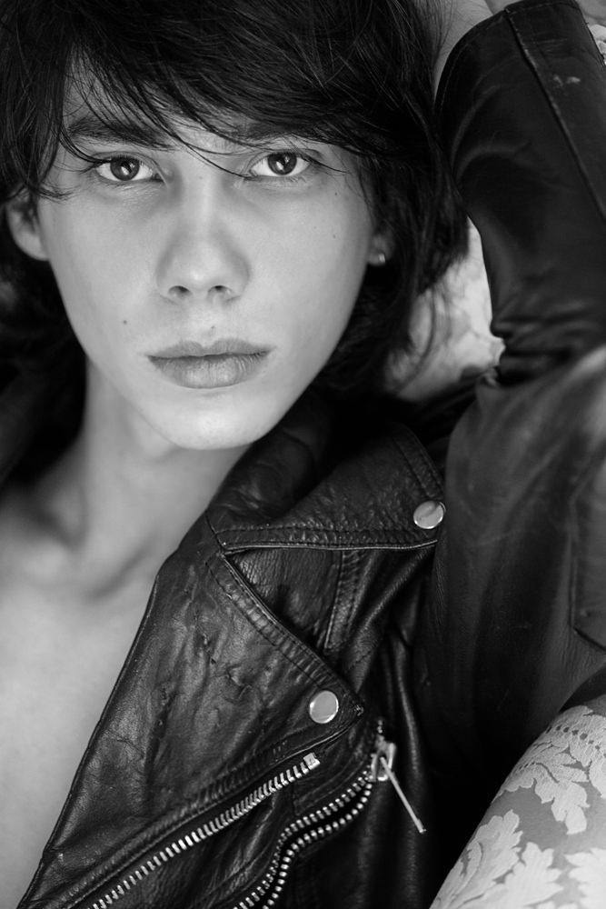 Charlie Wright image