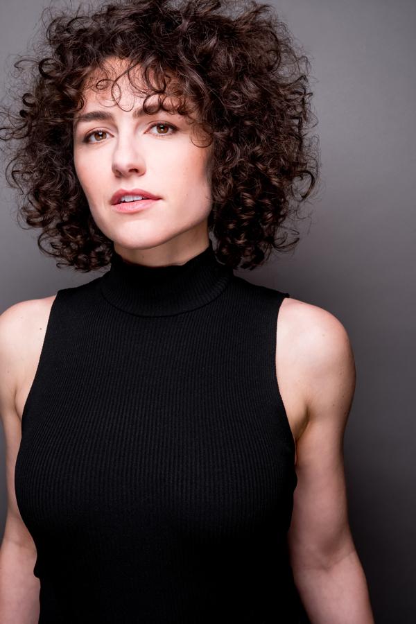 Caroline Bloom image