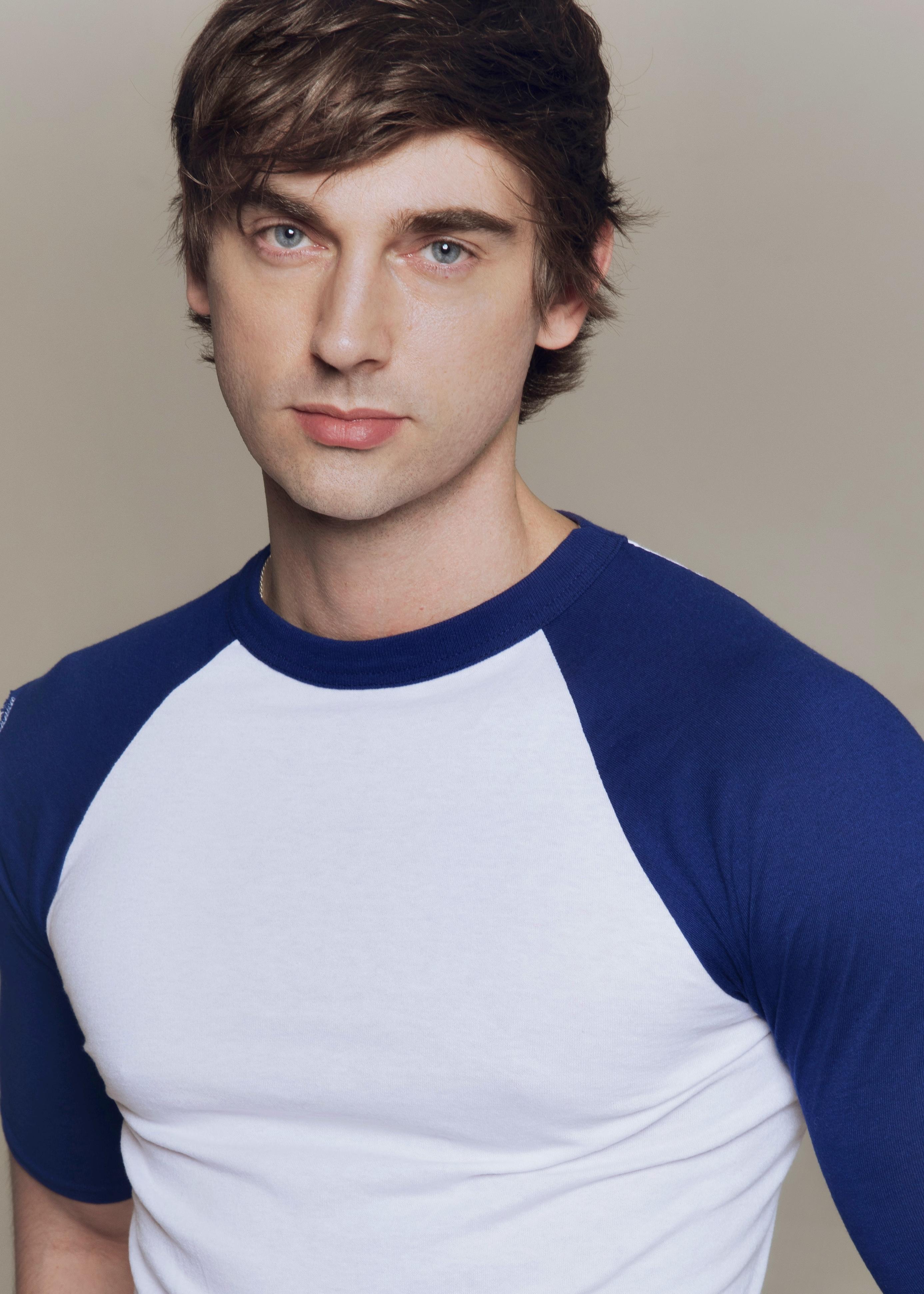 Travis Grant image