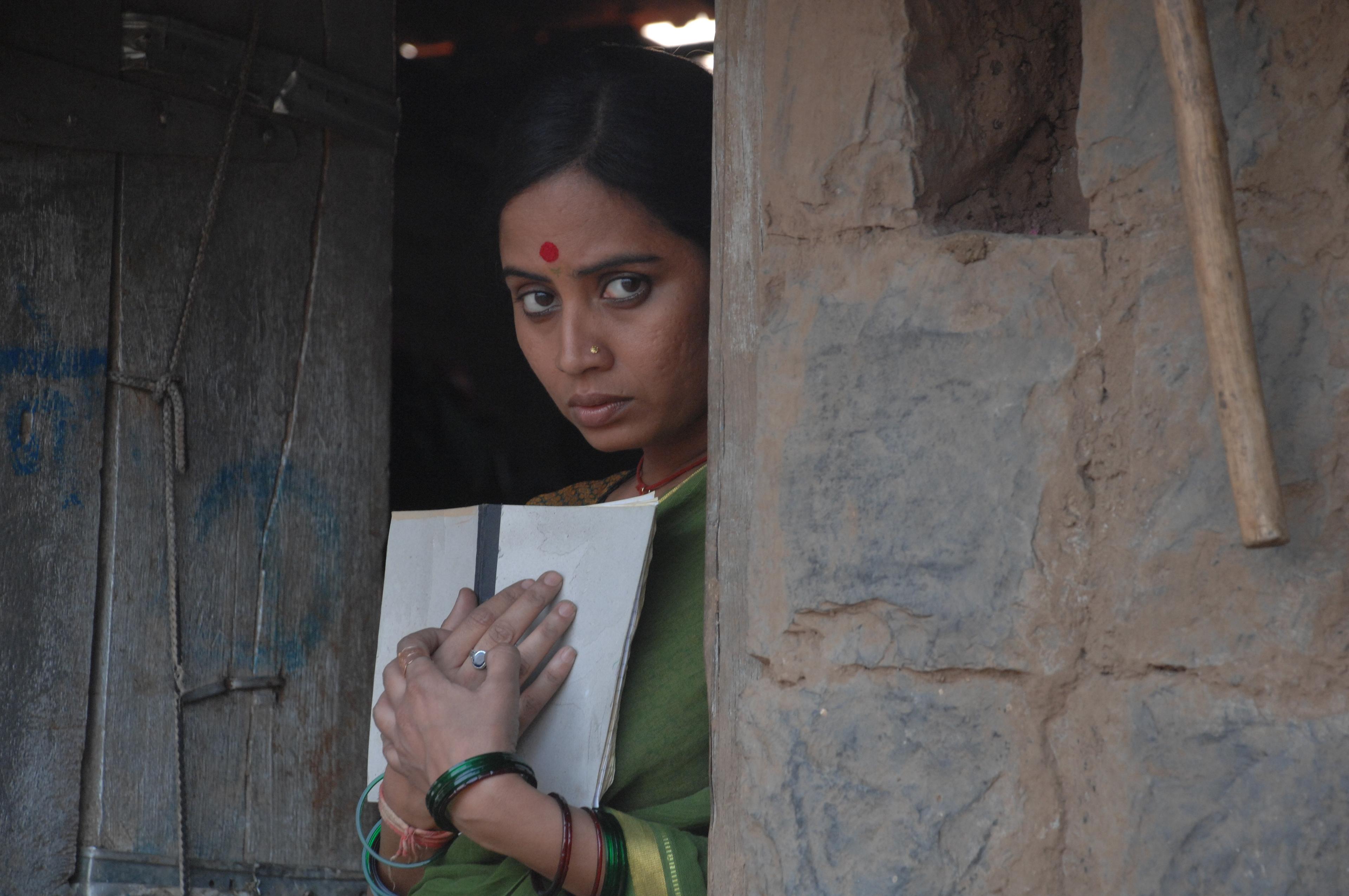 Smita Tambe image