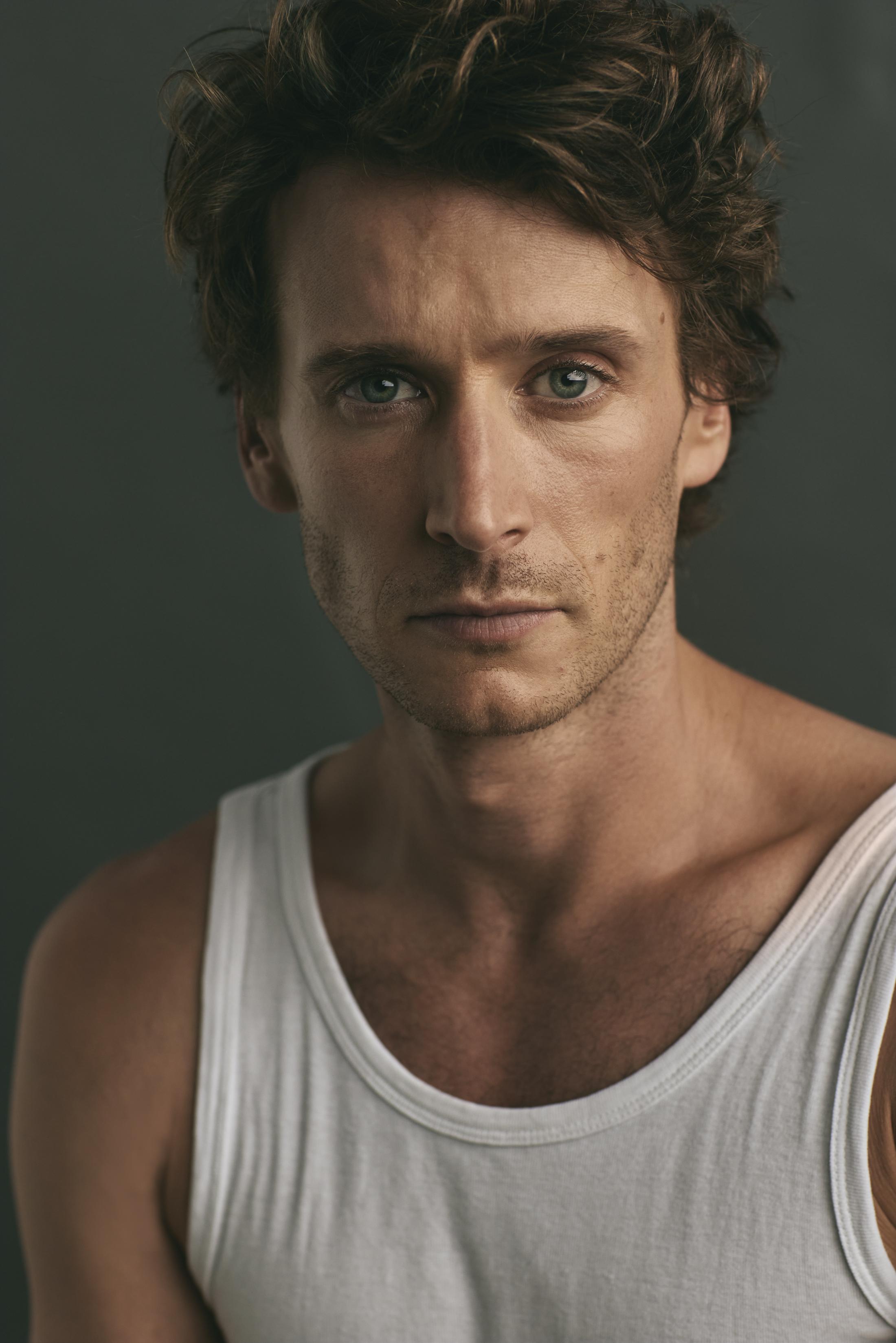 Jordan Mooney image