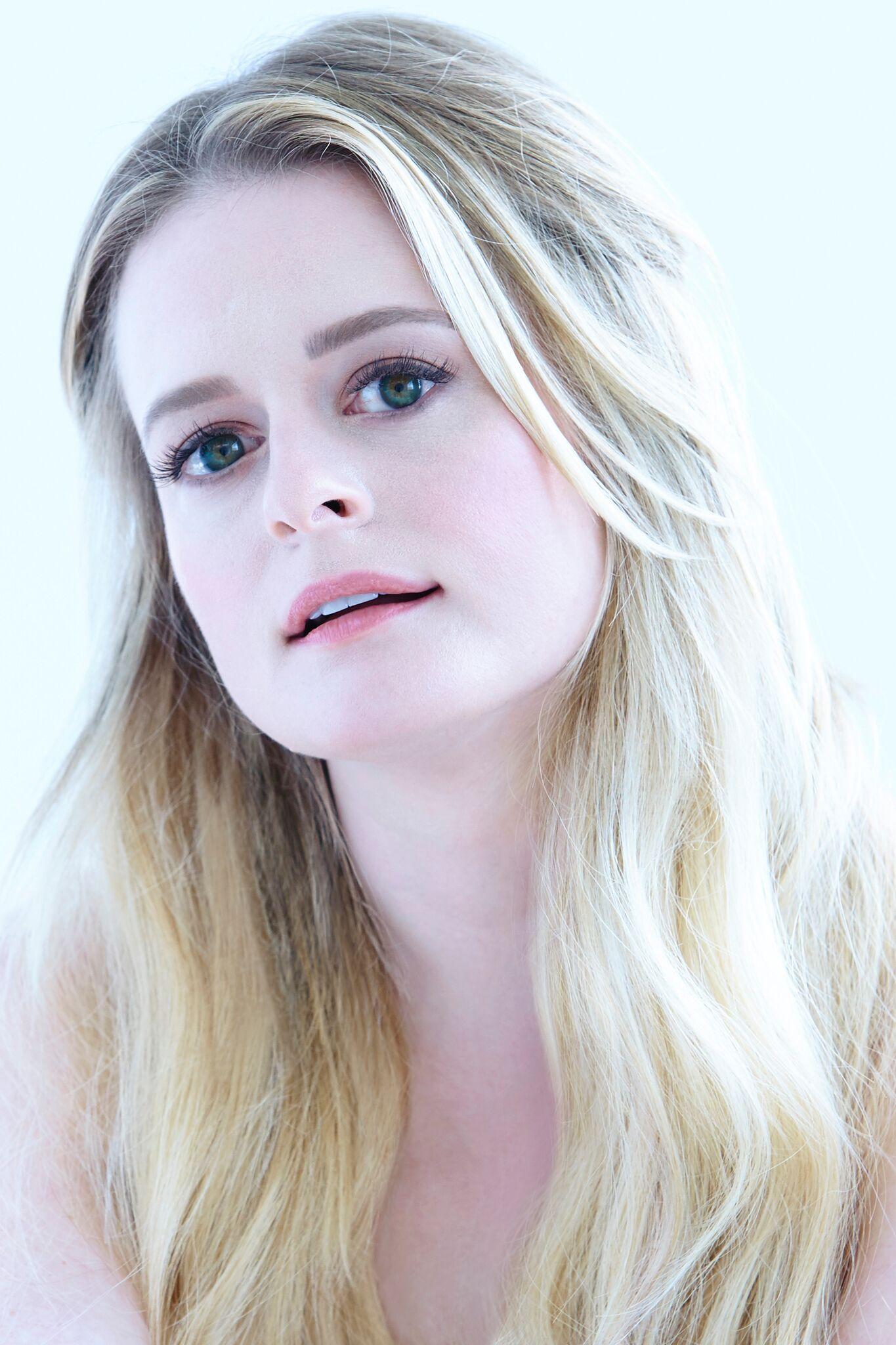 Fallon Goodson image