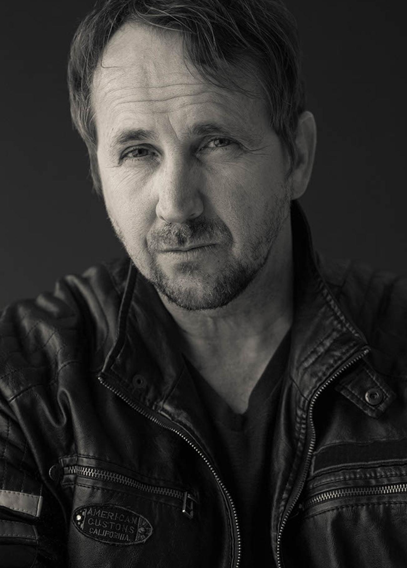Steven Swadling image
