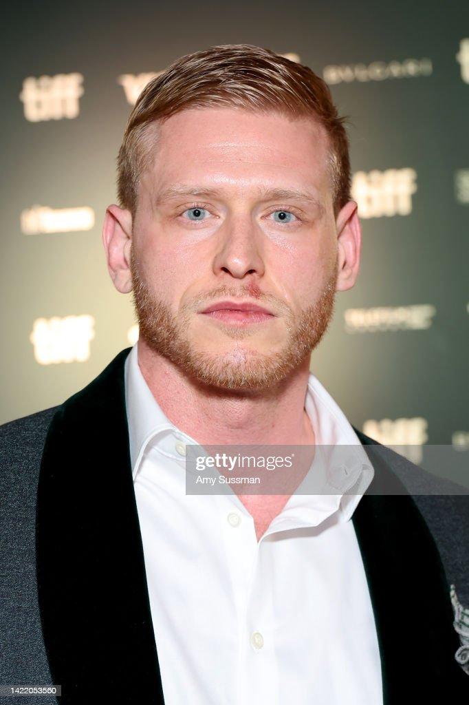 Nicholas Logan image
