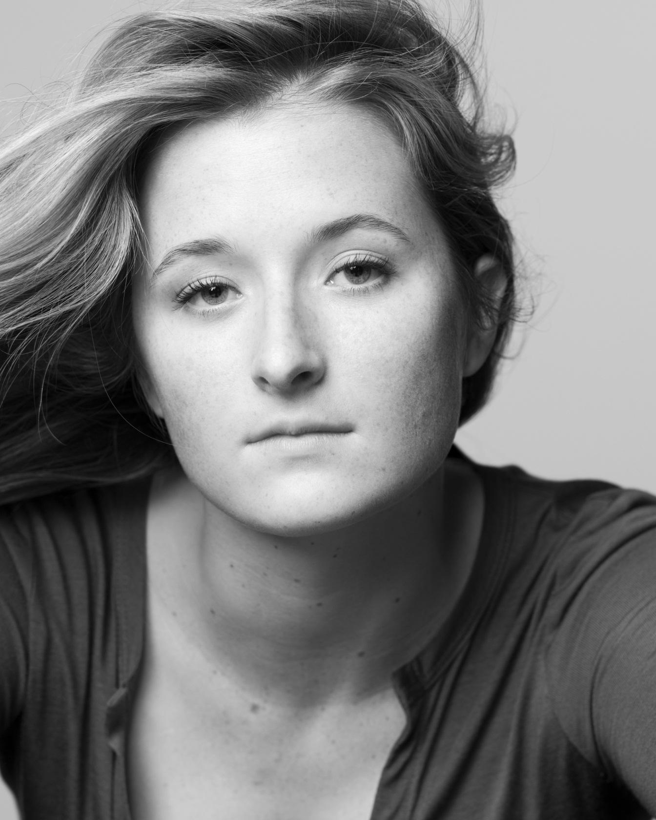 Grace Gummer image