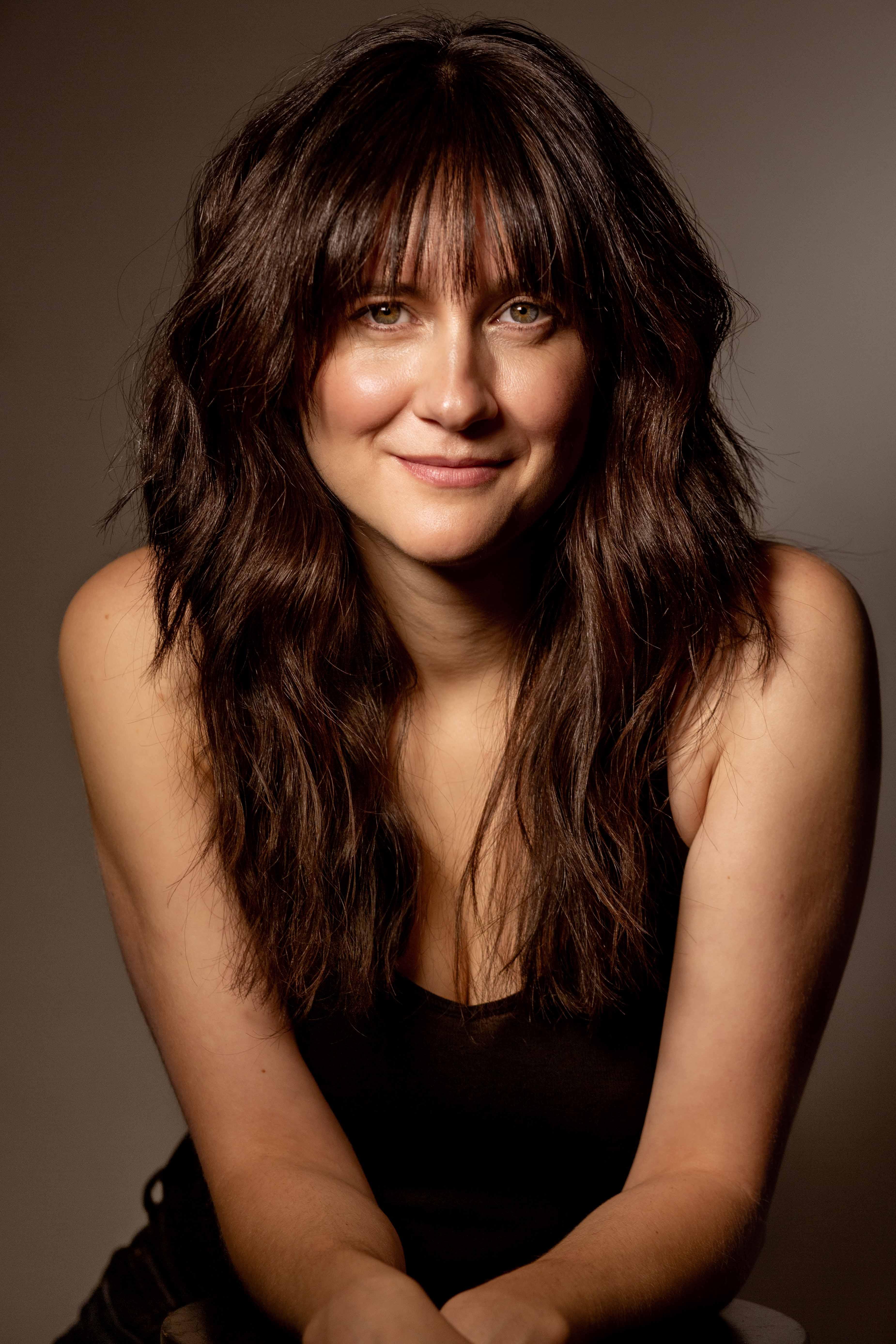 Shannon Esper image
