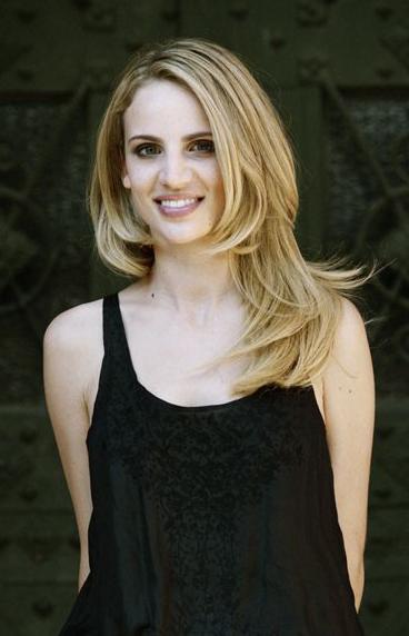 Nora Huetz image