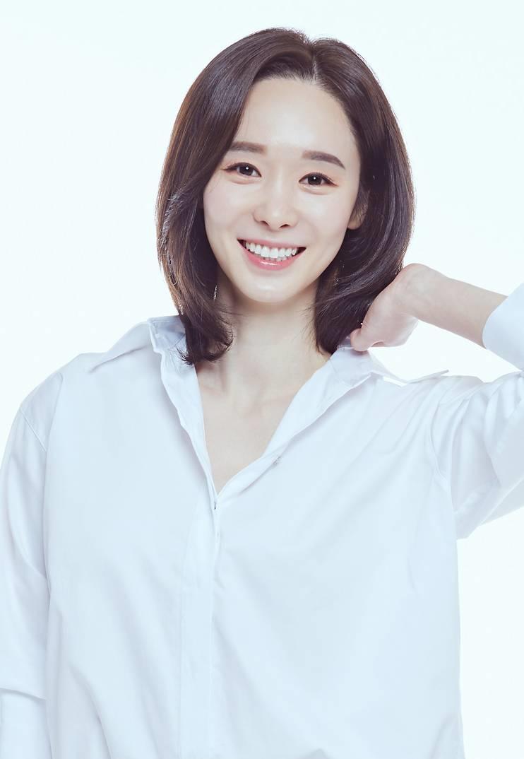 Han Soo-yeon image