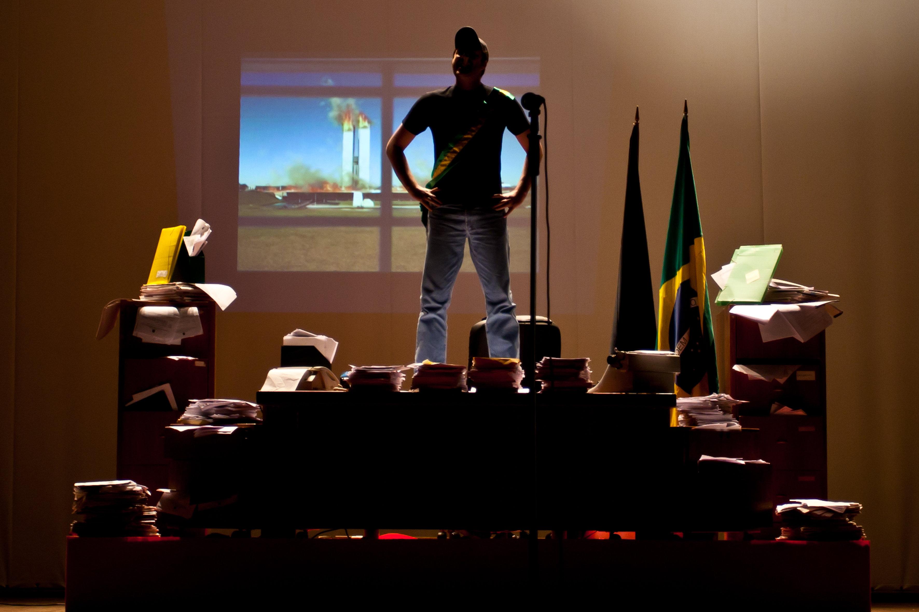 Danilo Gentili image