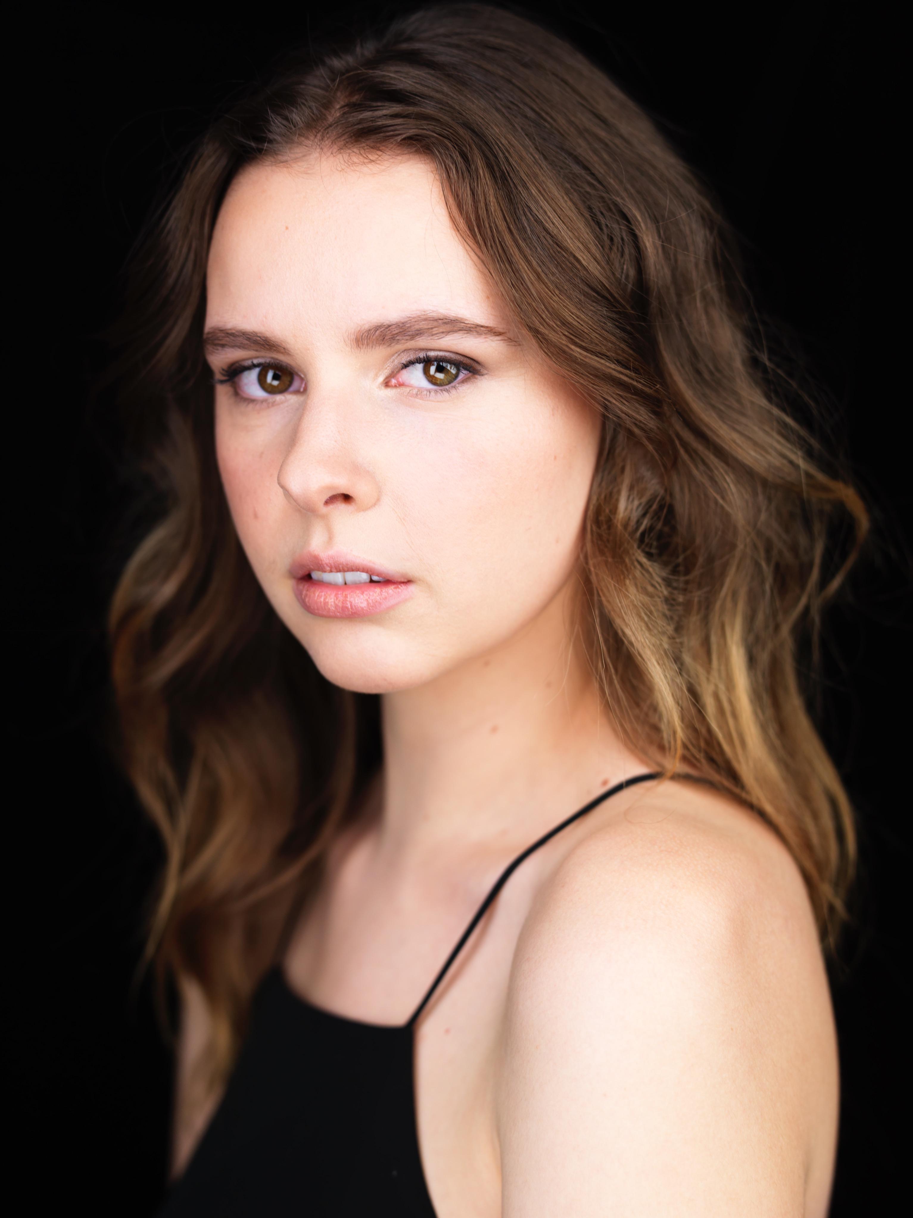 Chloe Roe image