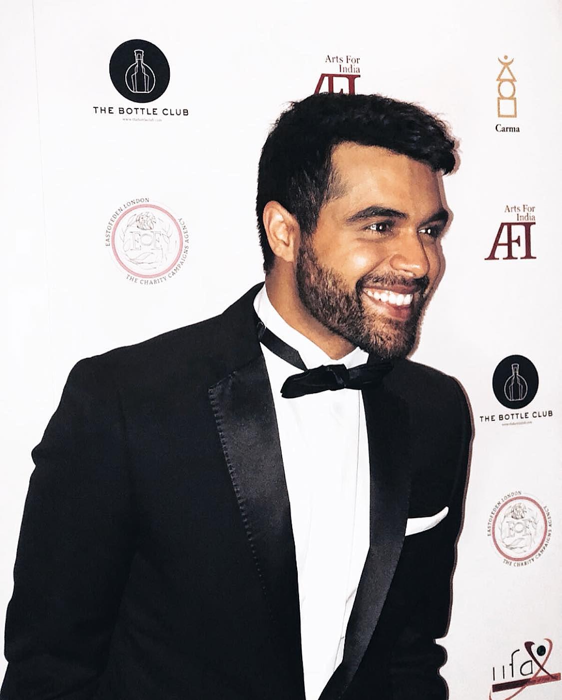 Anand Desai-Barochia image