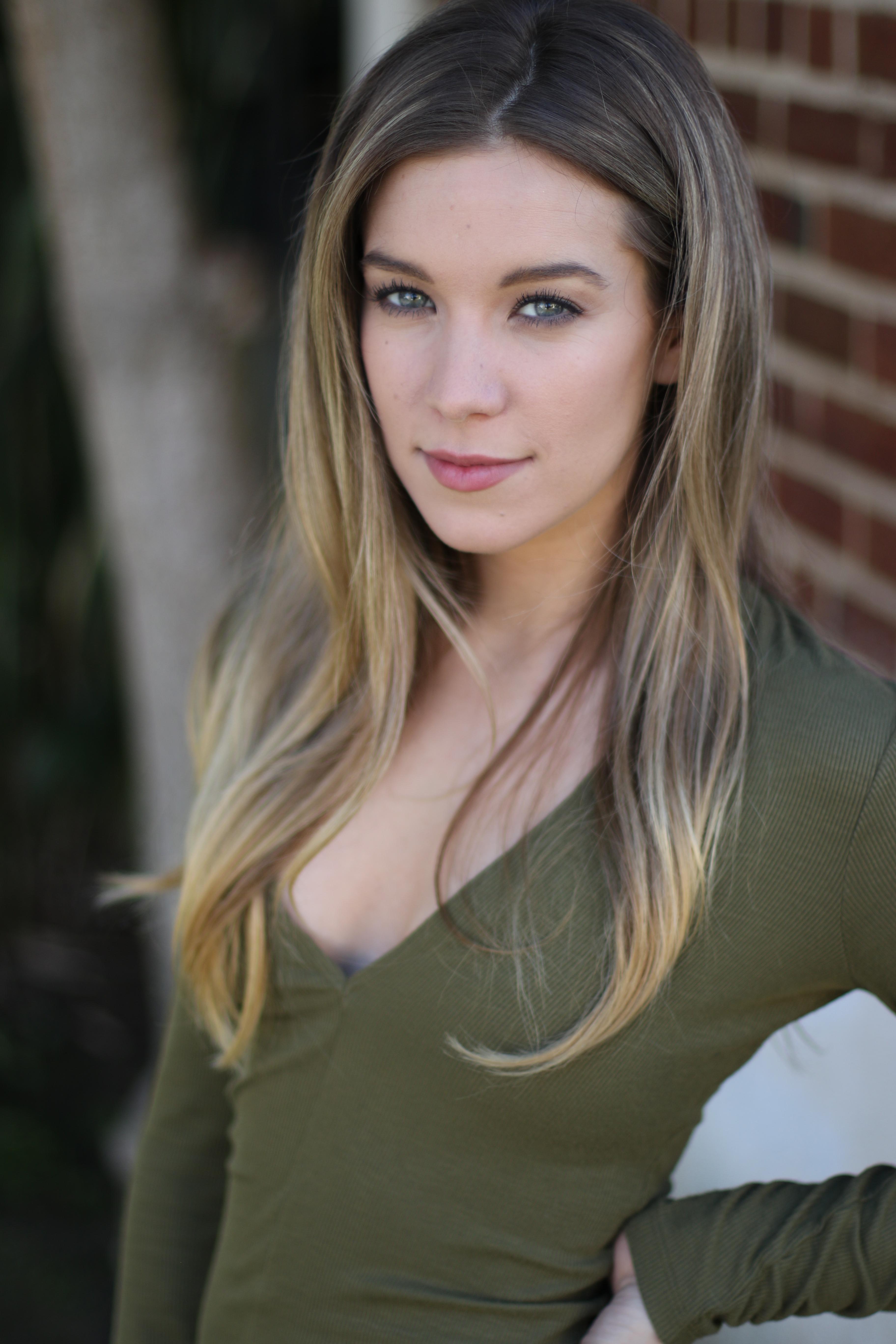 Nicole Coulon image