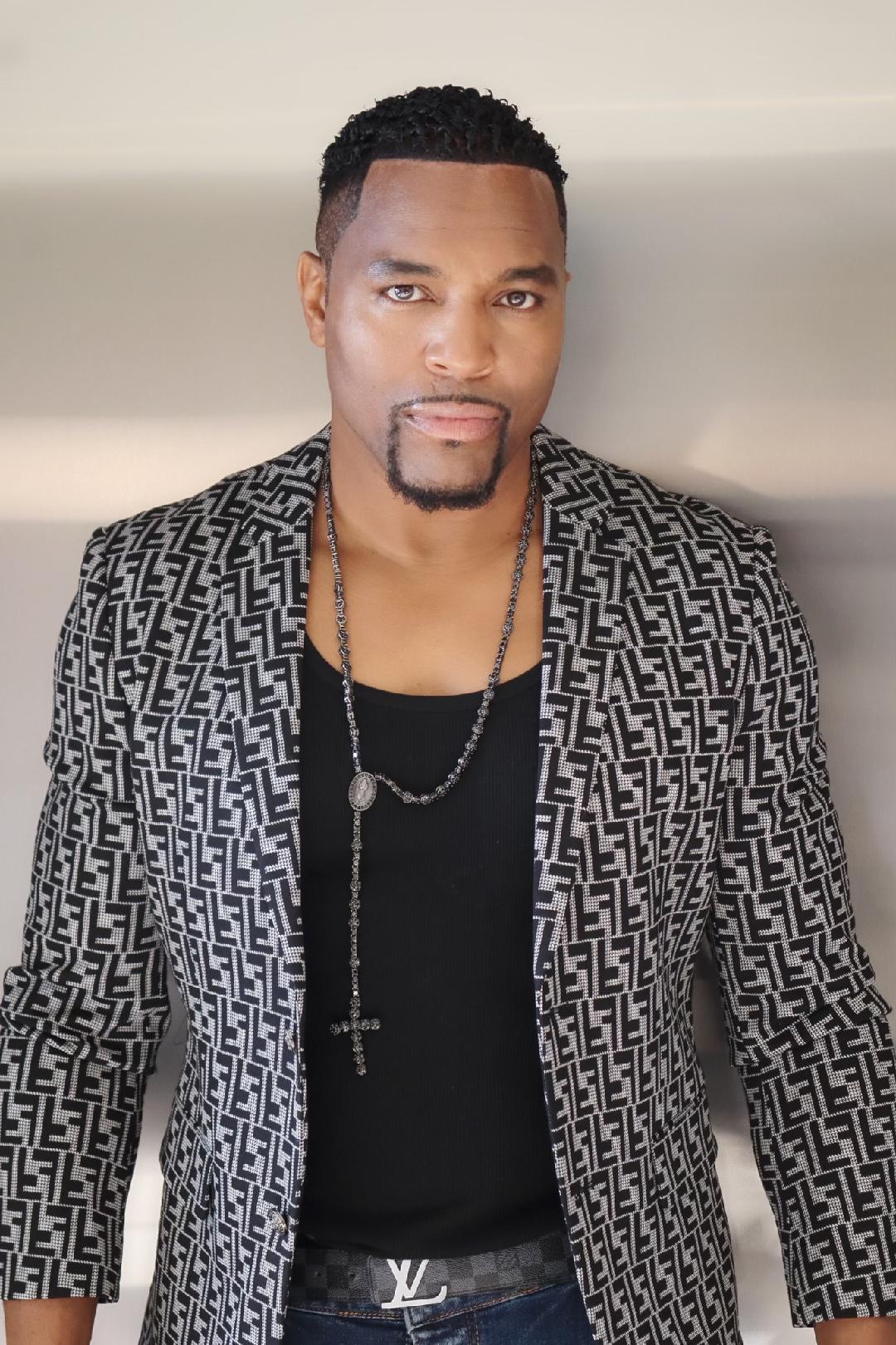 Samson Logan image