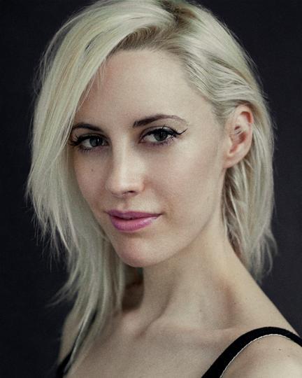 Liza Callinicos image