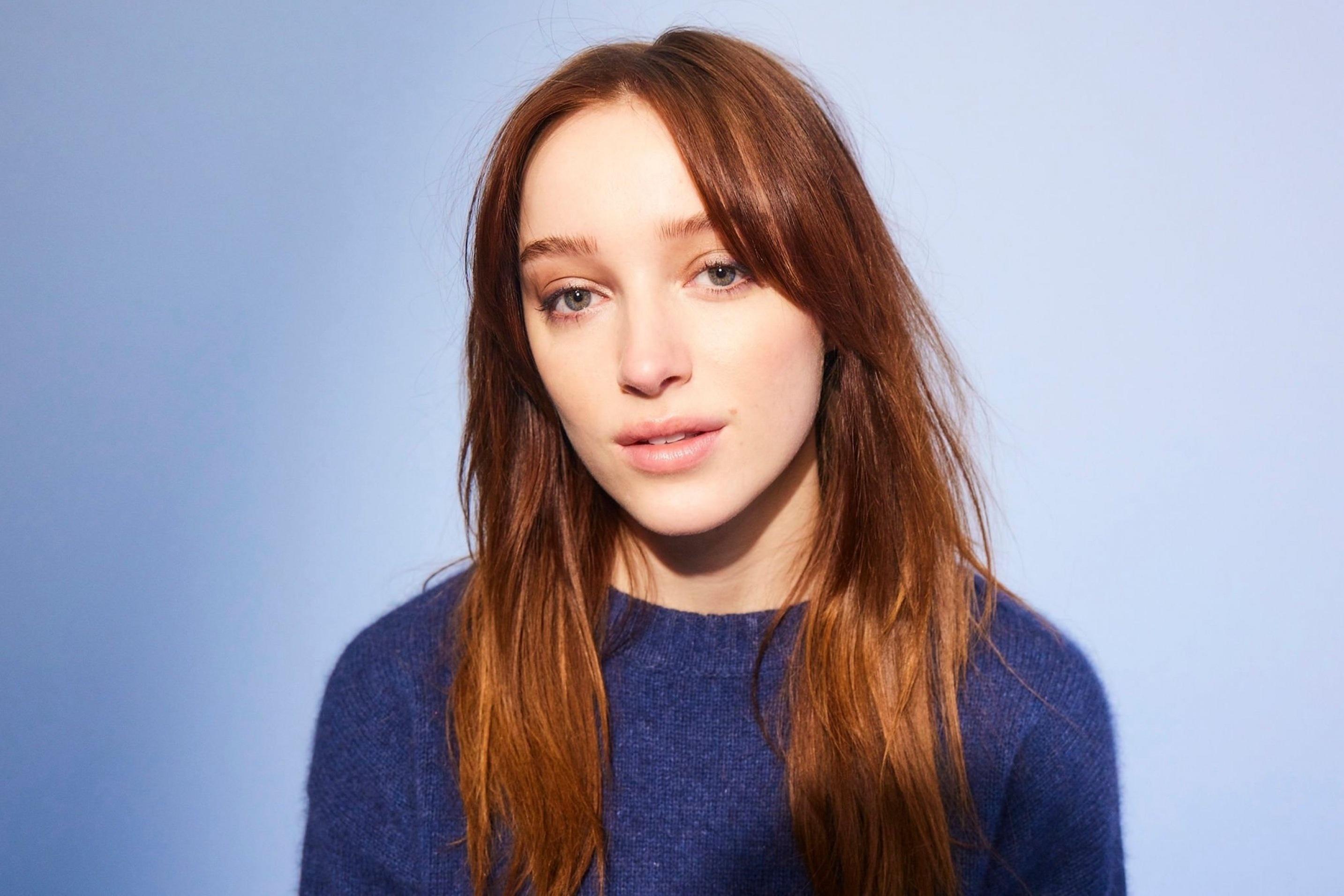Phoebe Dynevor image