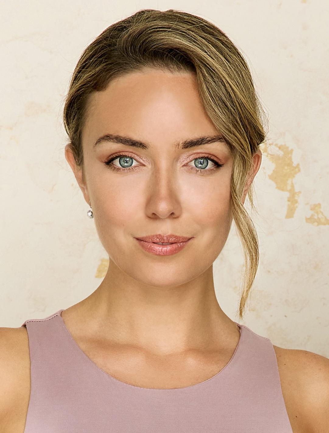 Ella Cannon image