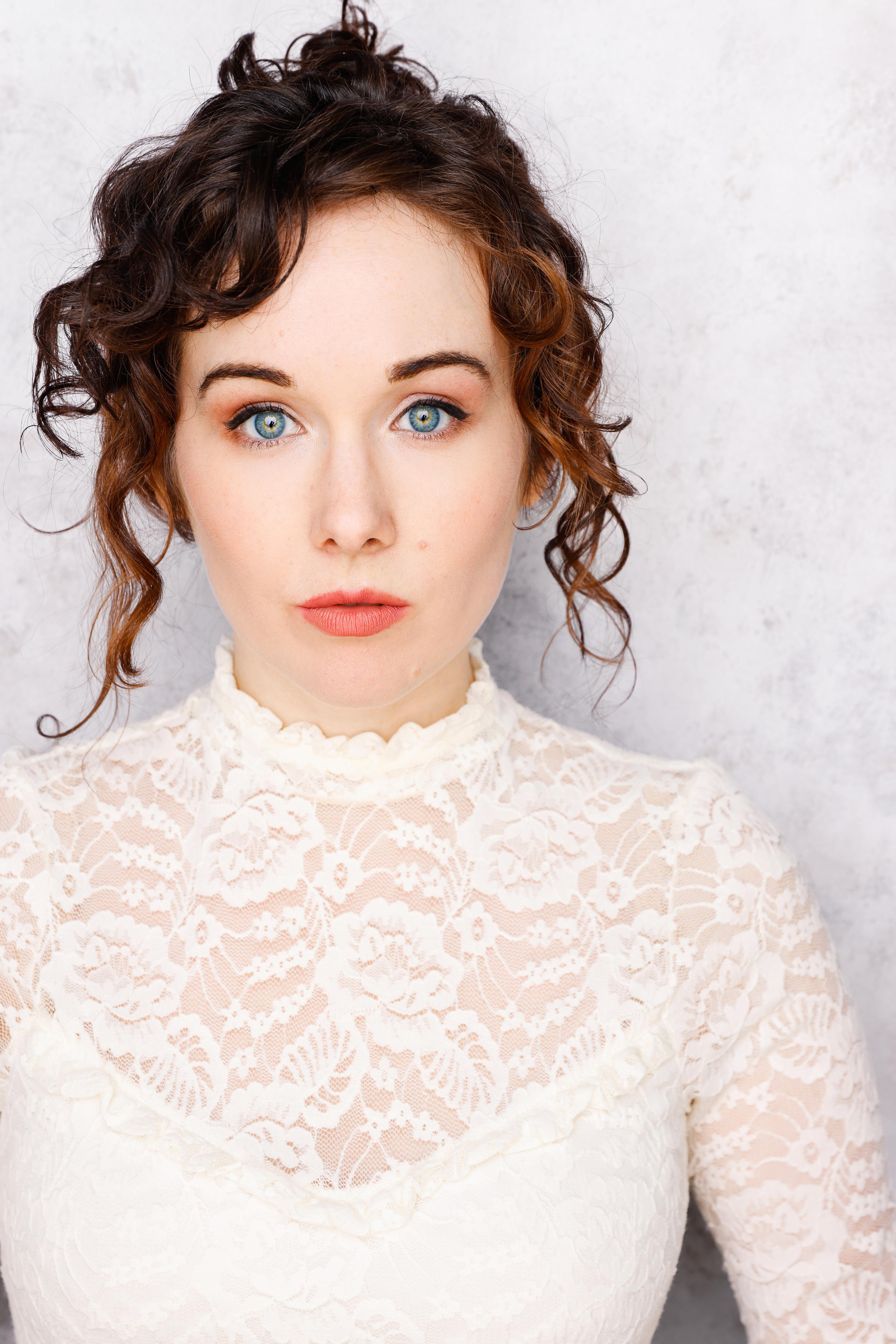 Anna Chazelle image