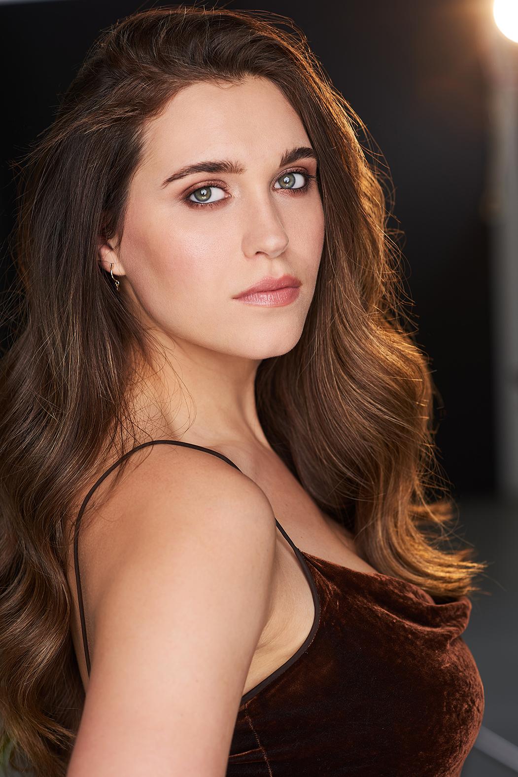 Taylor Kowald image