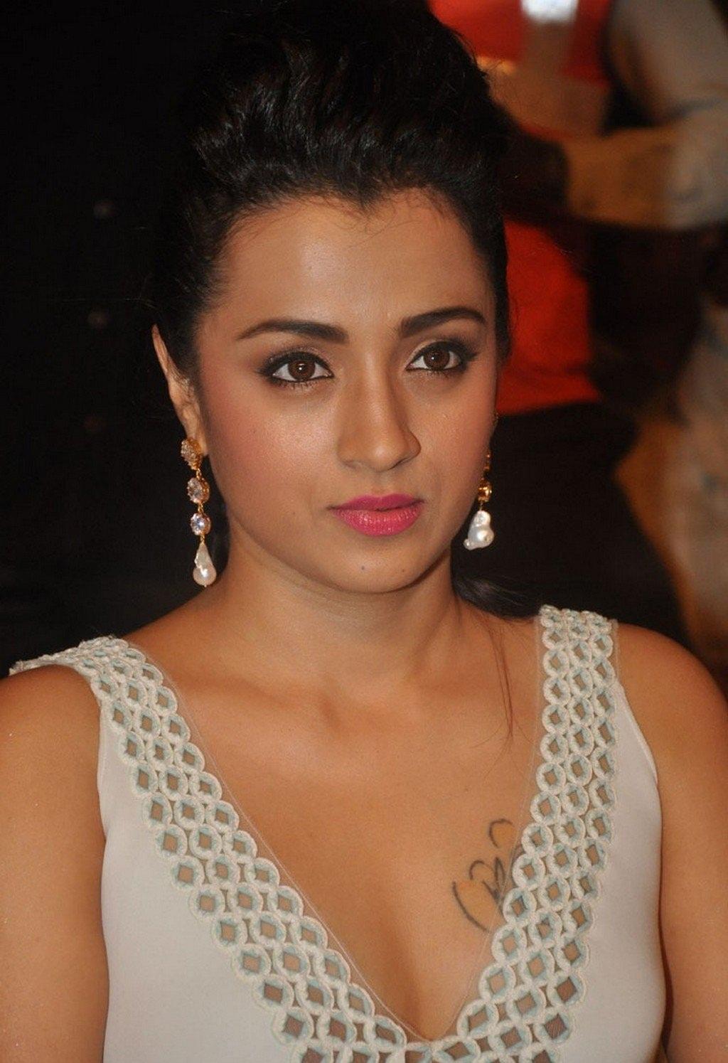 Trisha Krishnan image