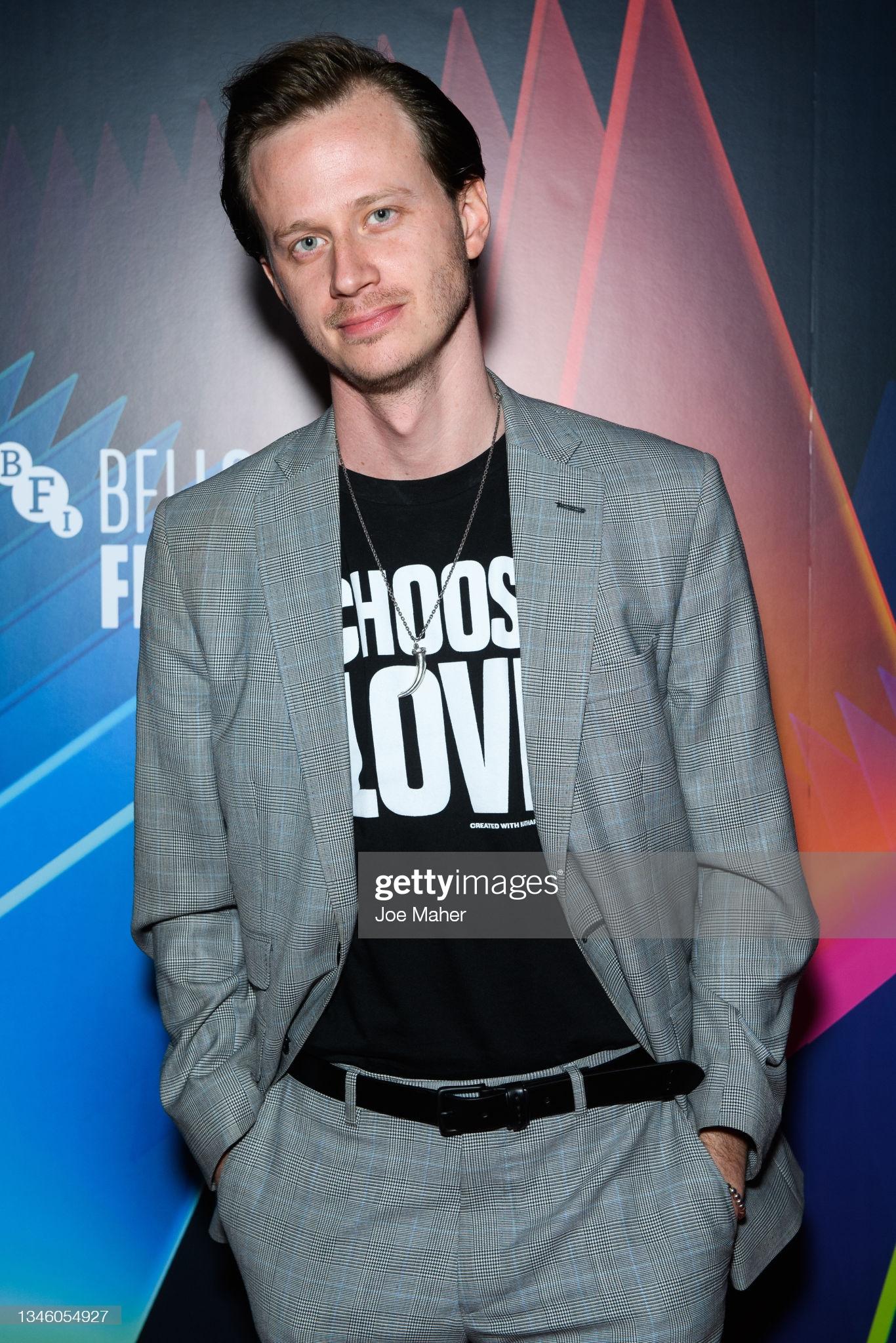 Sid Phoenix image