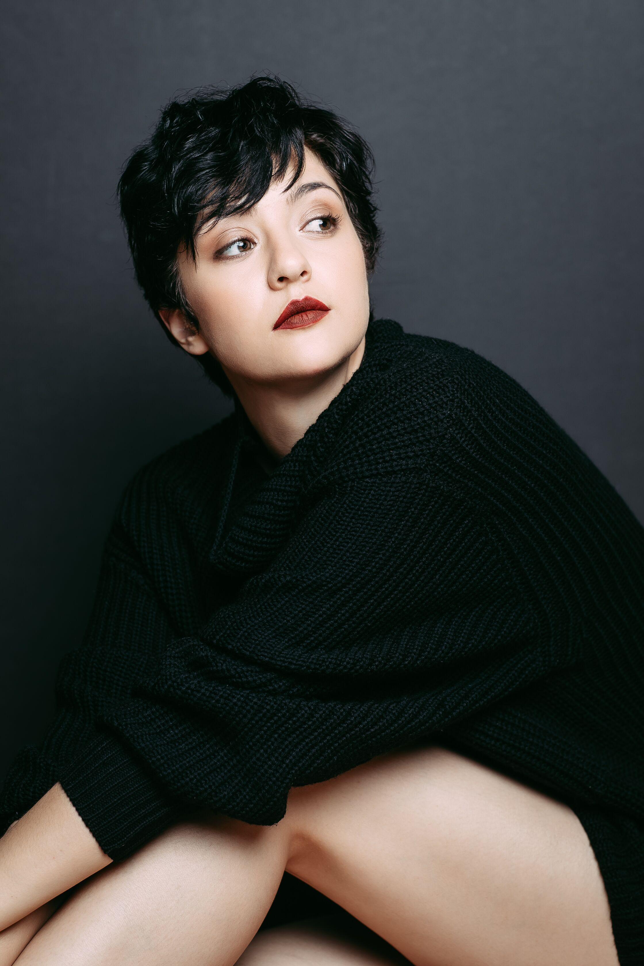 Katie Findlay image