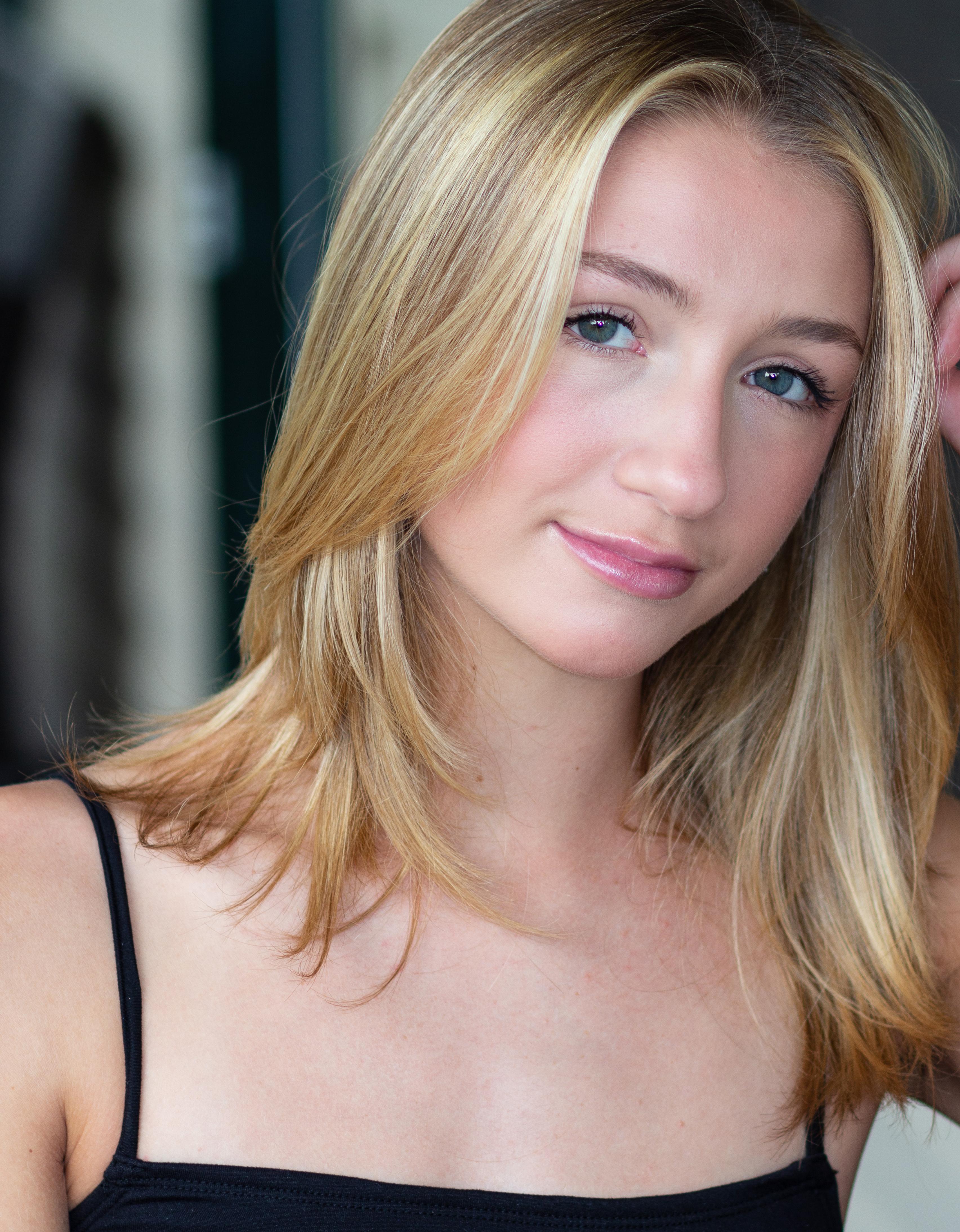 Emma Rayne Lyle image