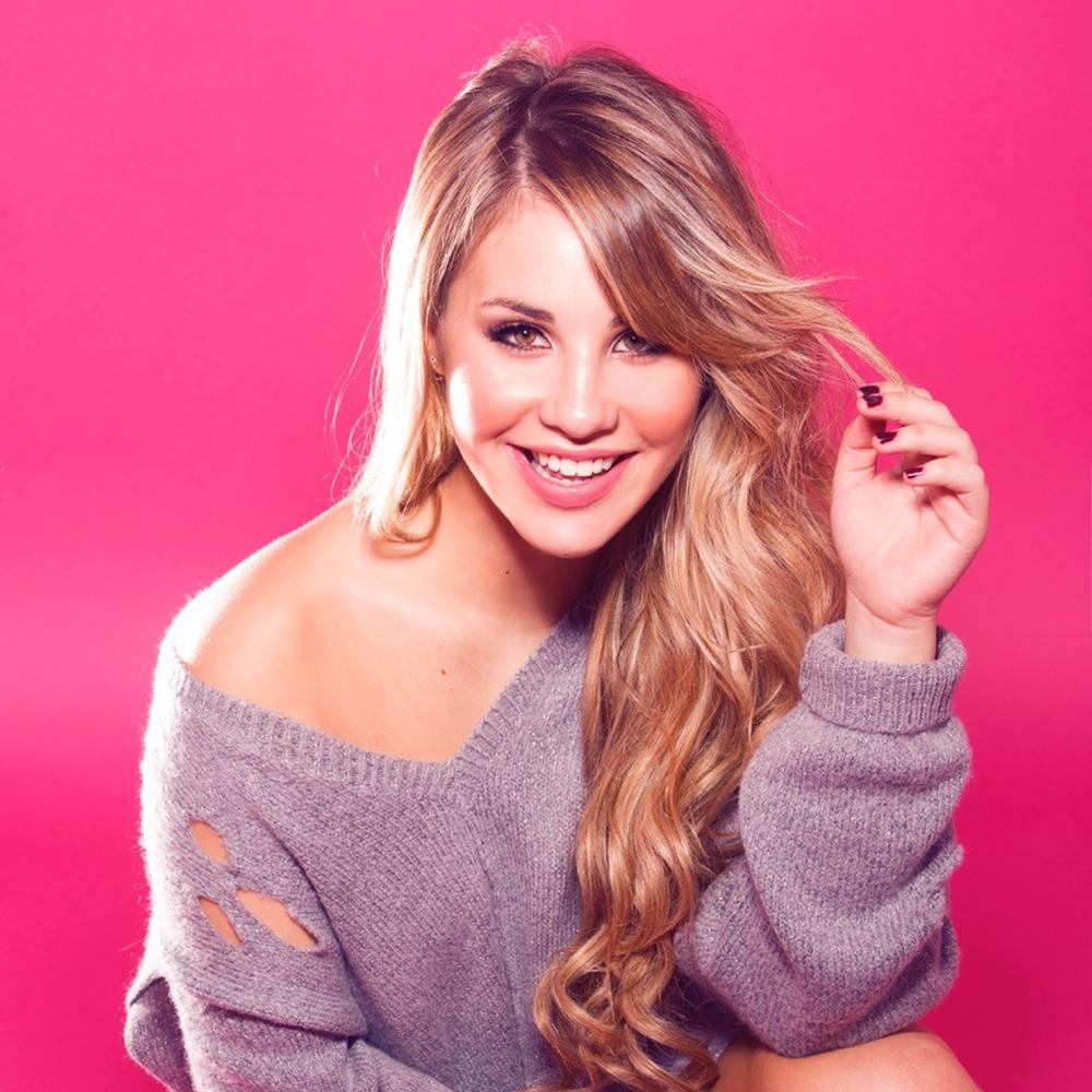 Lucía Gil image