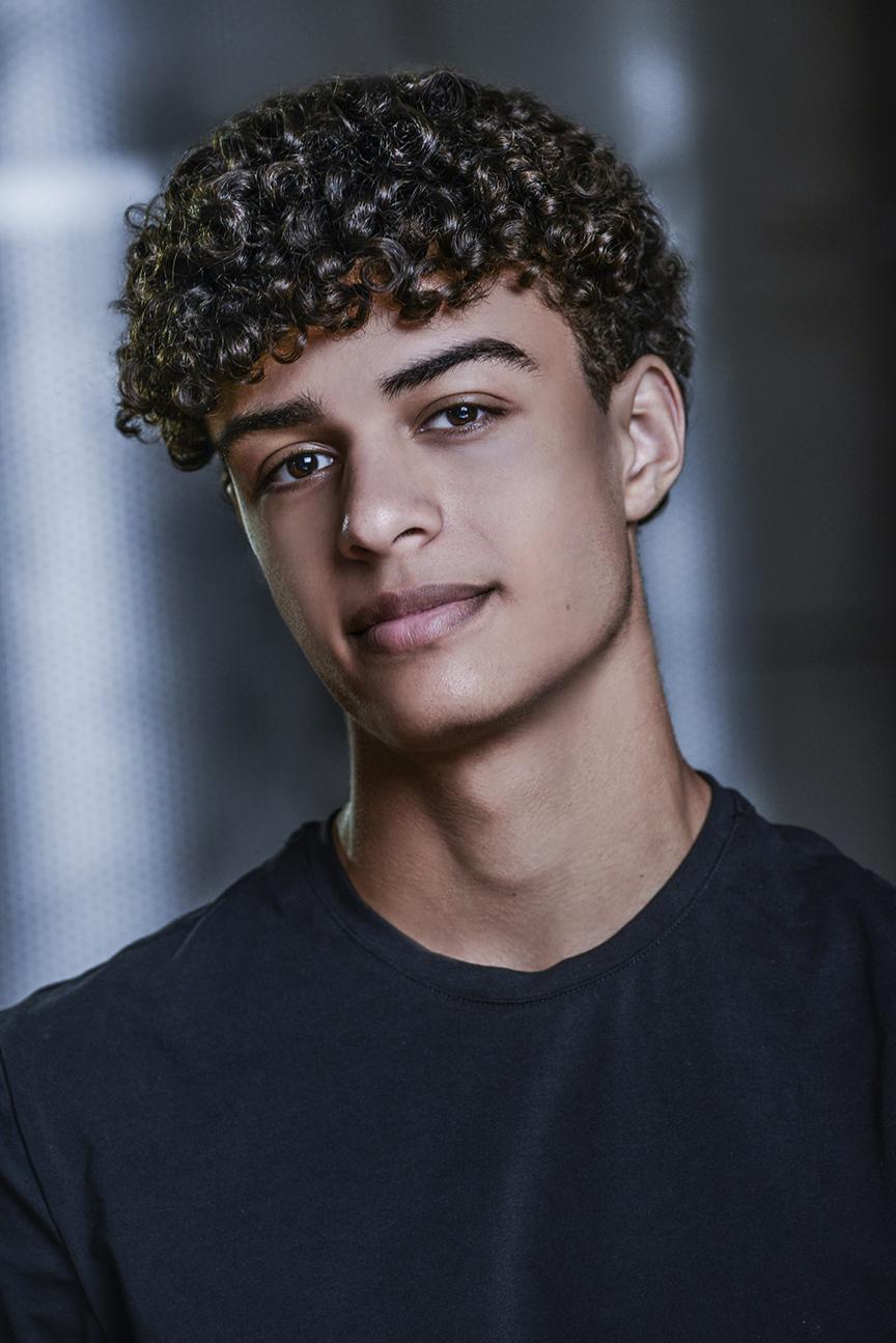 Drew Davis image
