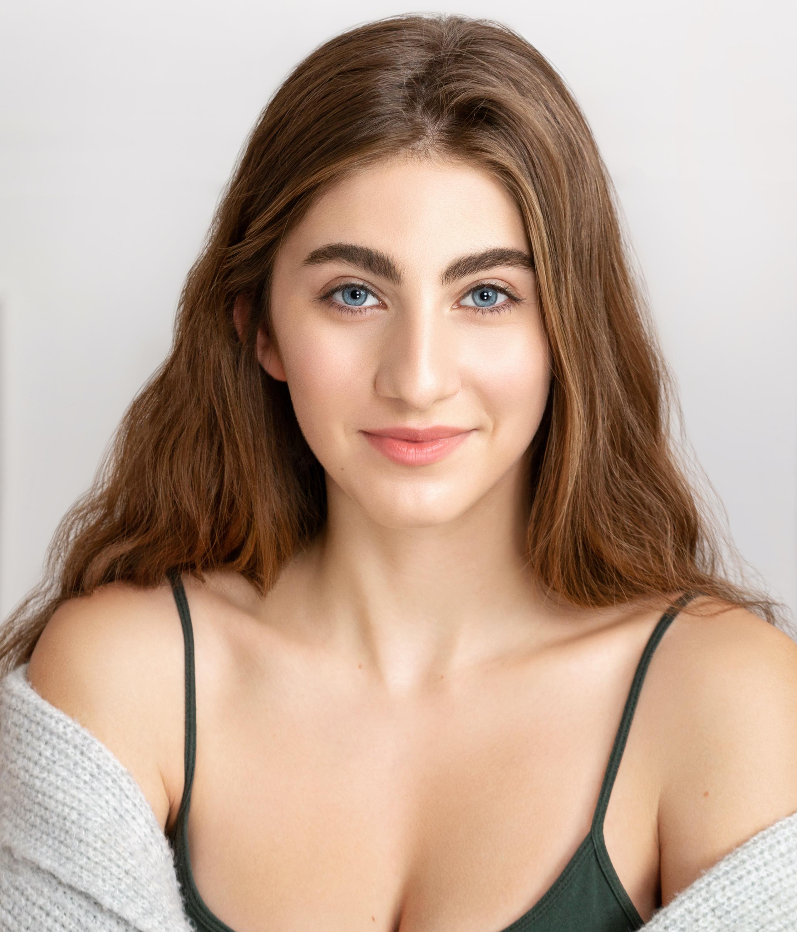 Sophia Mitri Schloss image