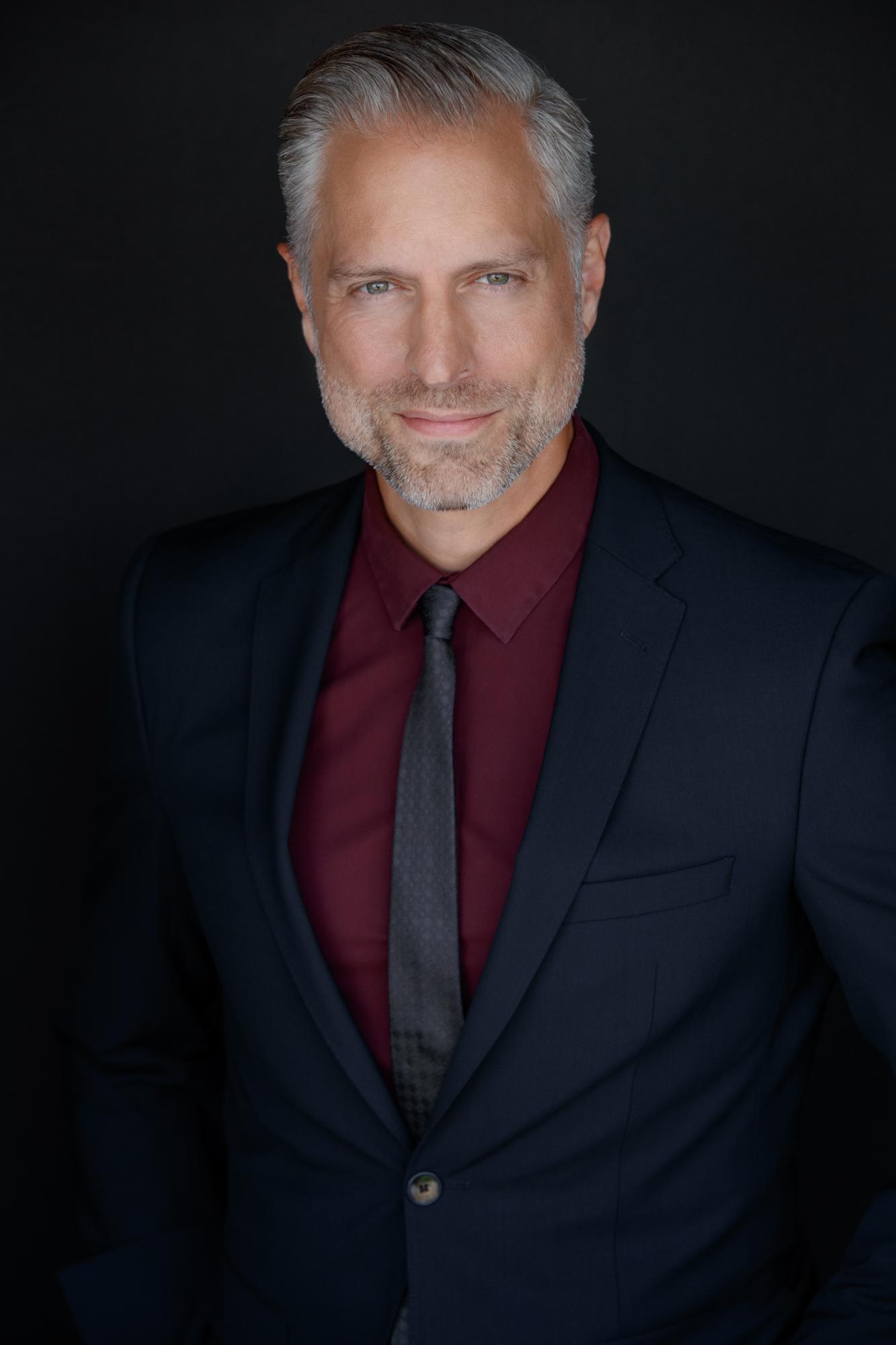 Dino Antoniou image