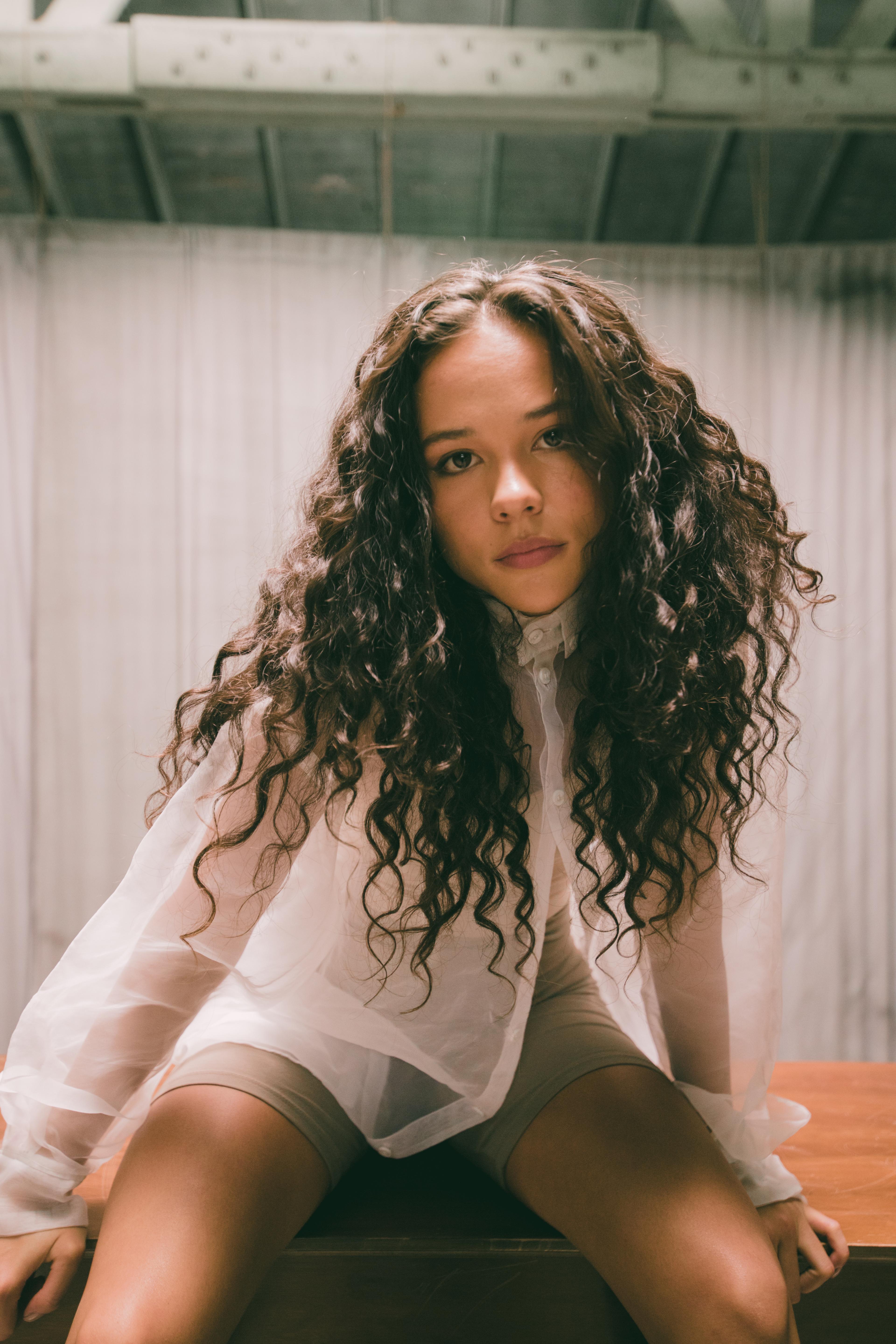 Breanna Yde image