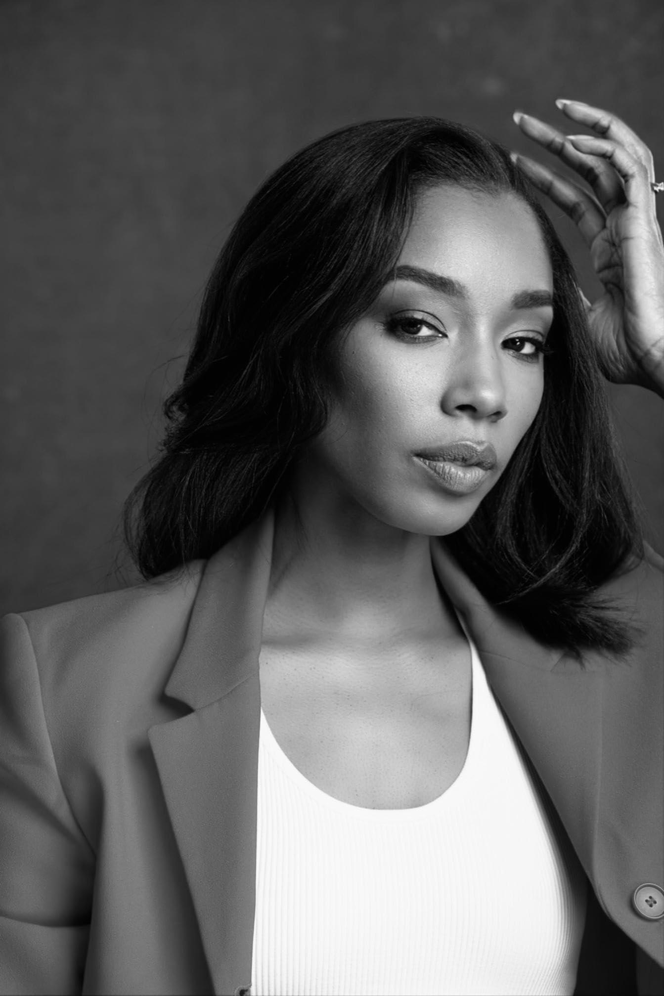 Enisha Brewster image