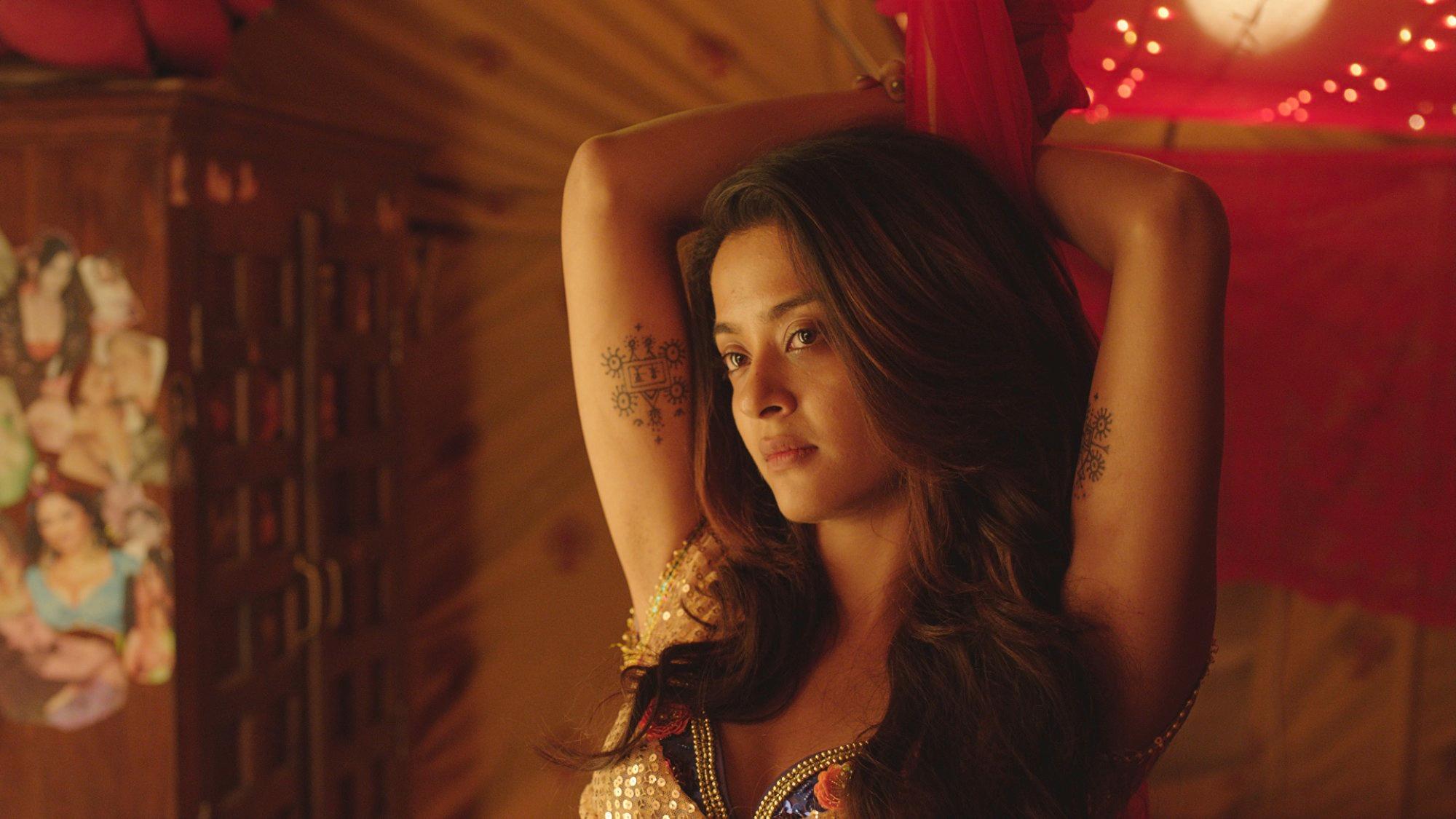 Surveen Chawla image