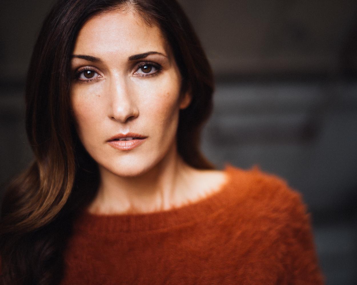 Christine Altan image