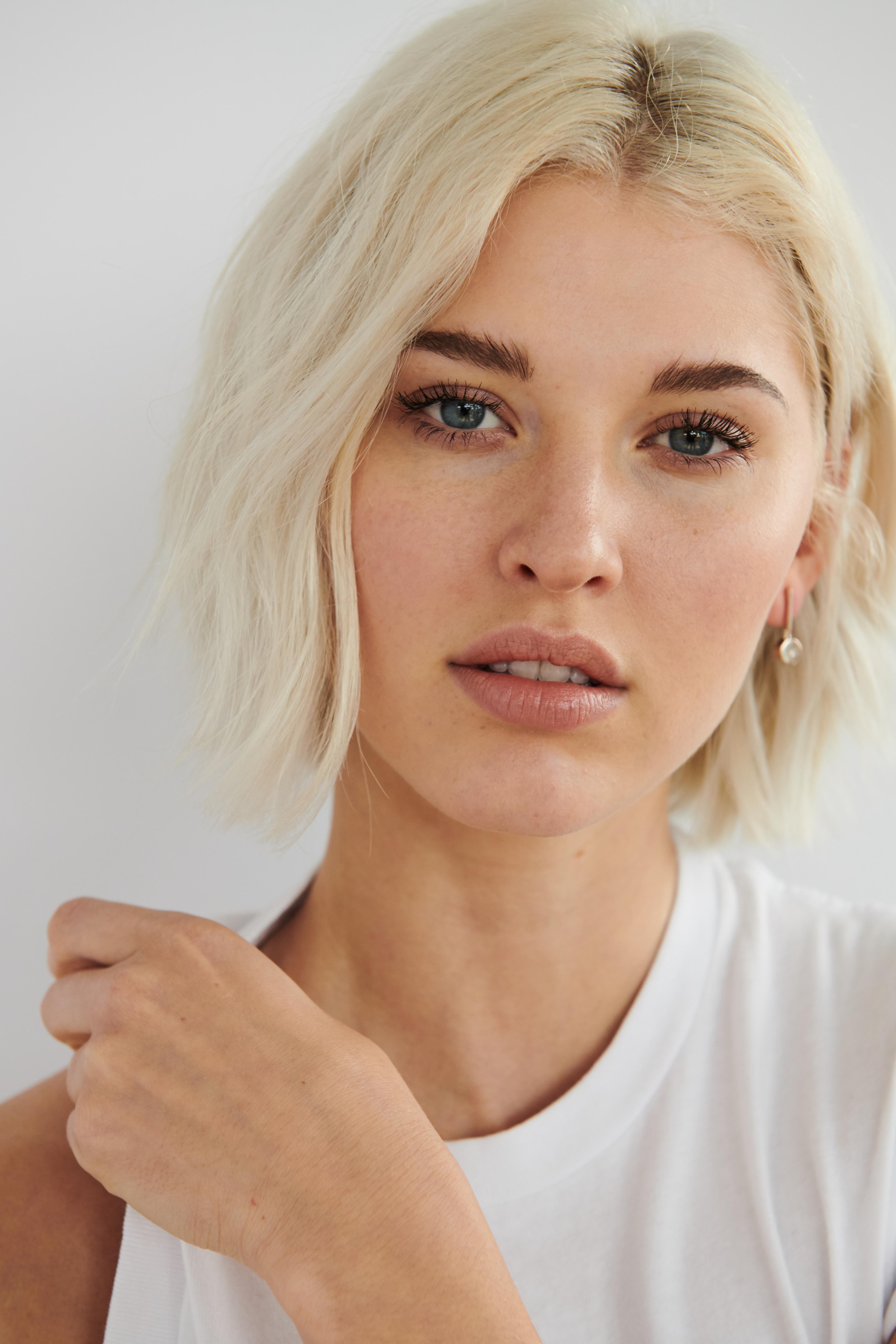 Sarah Grey image