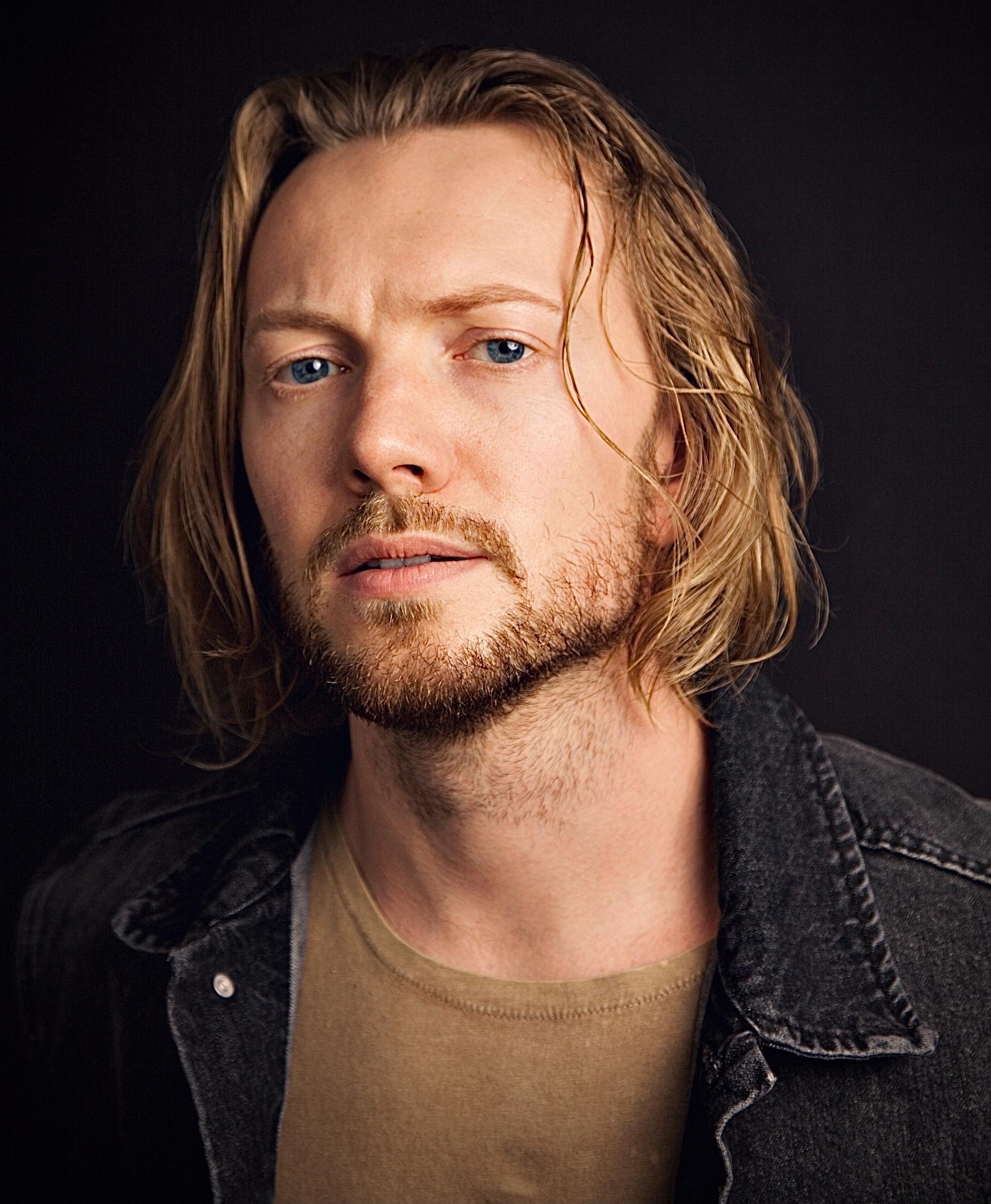 Sam Meader image