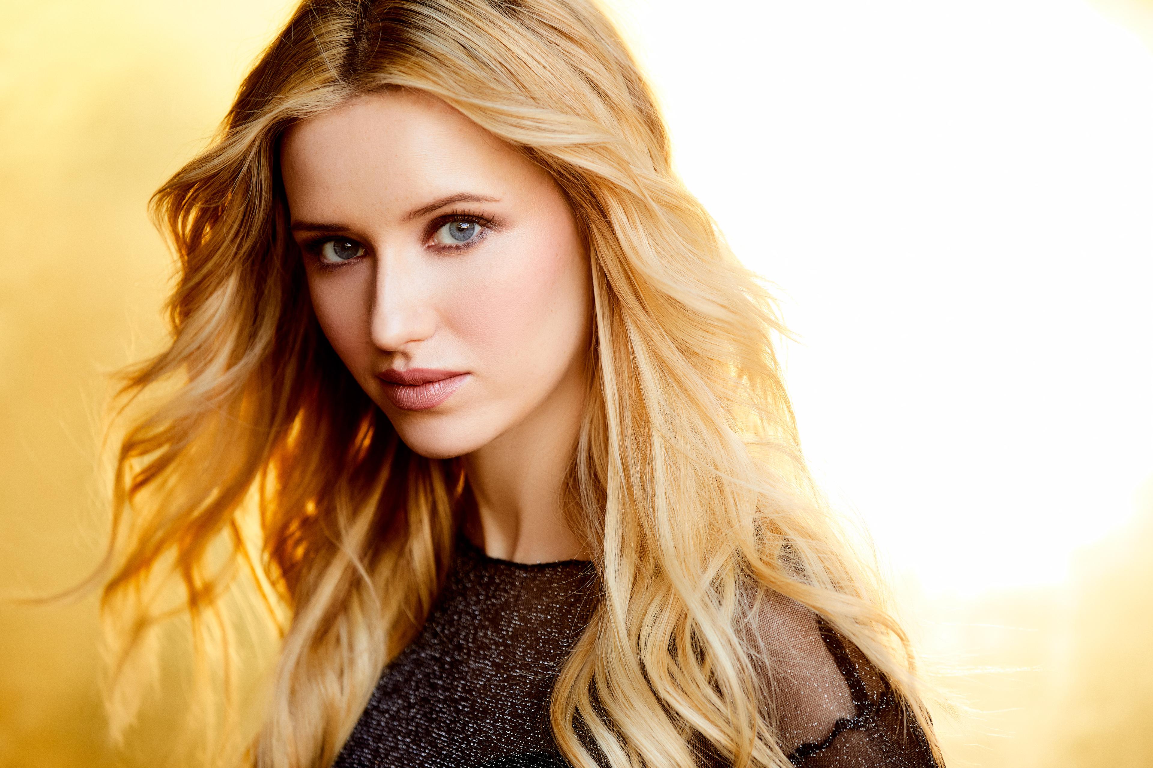 Sloane Avery image