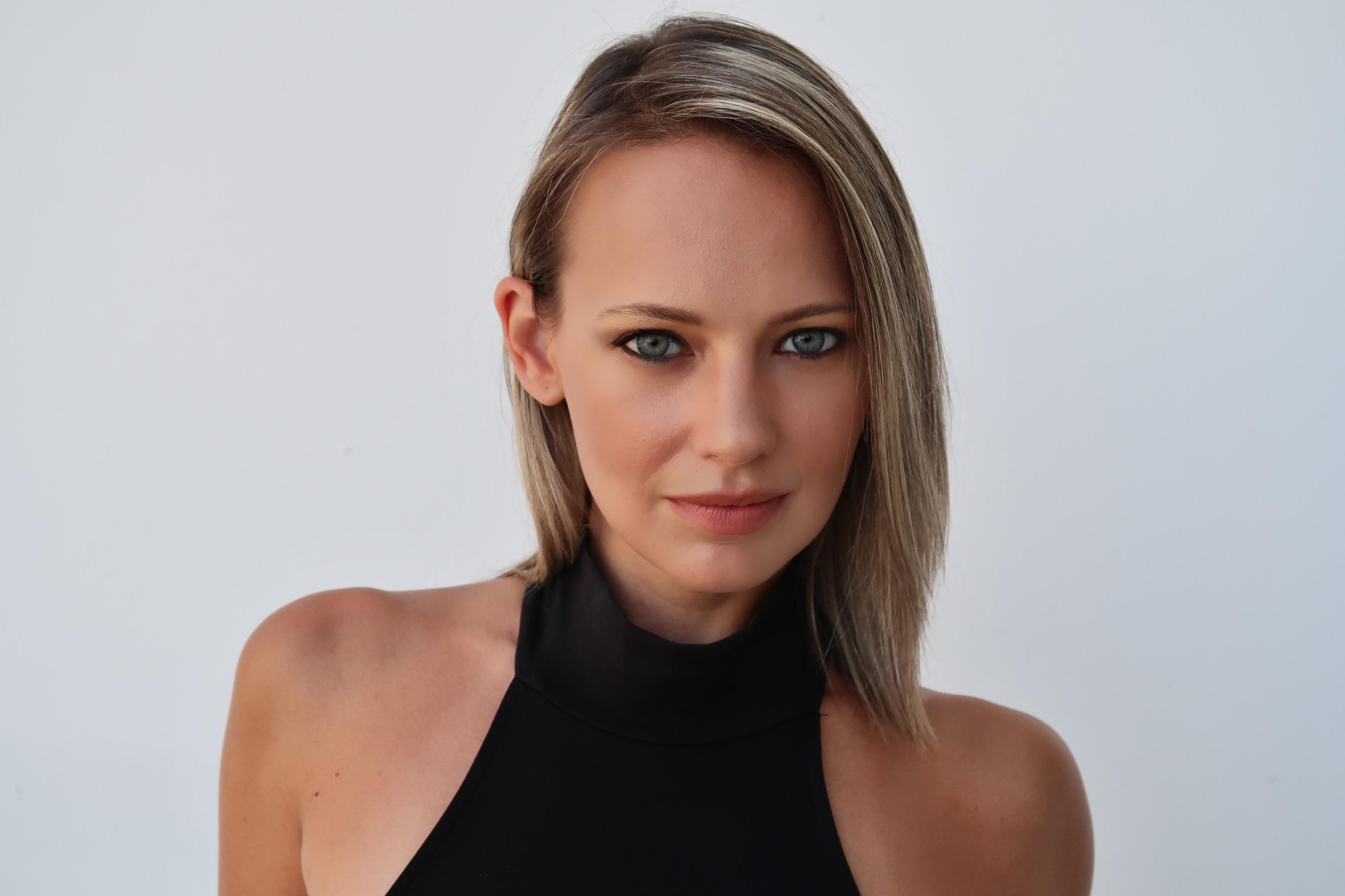 Sierra Collins image