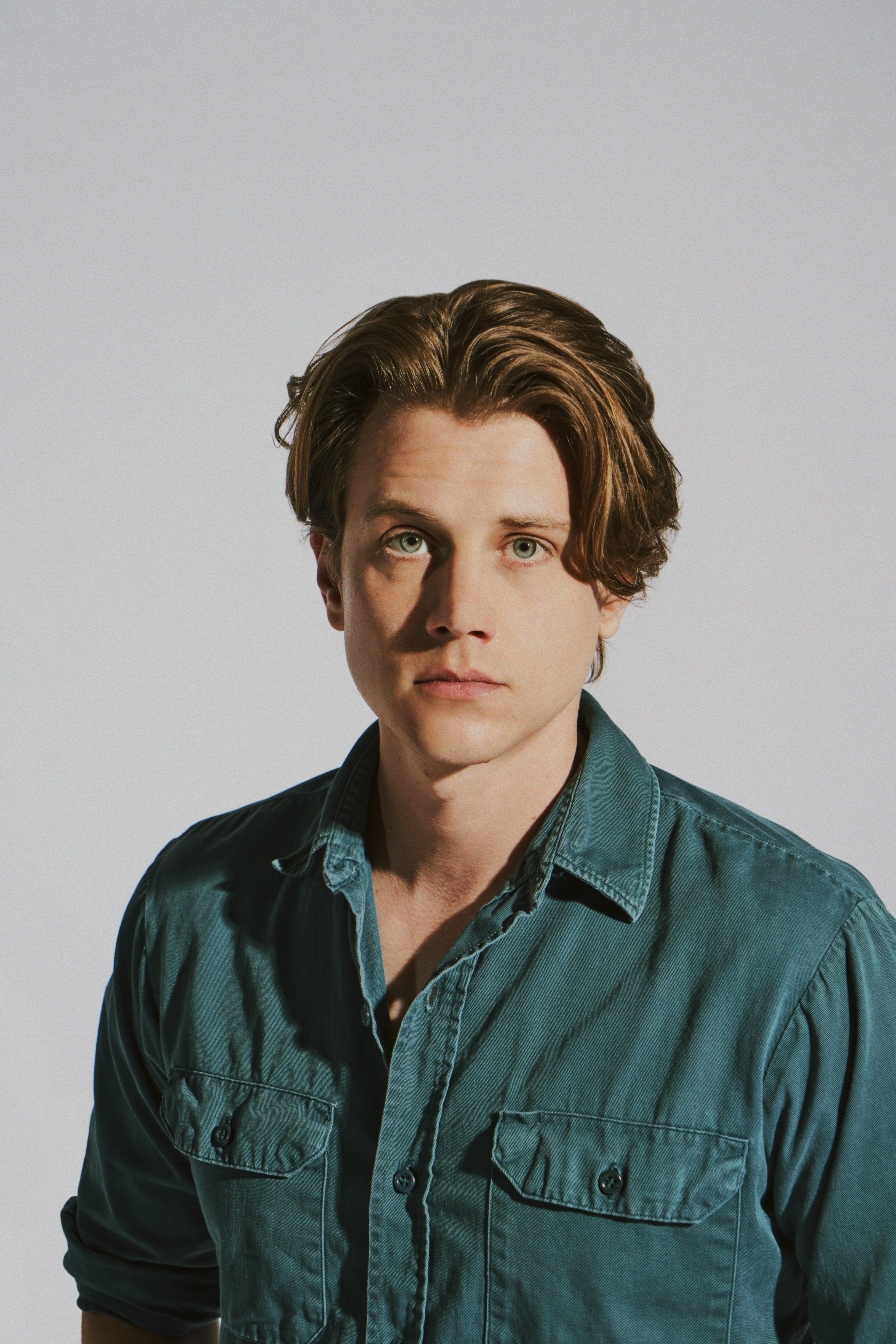 Alex Saxon image