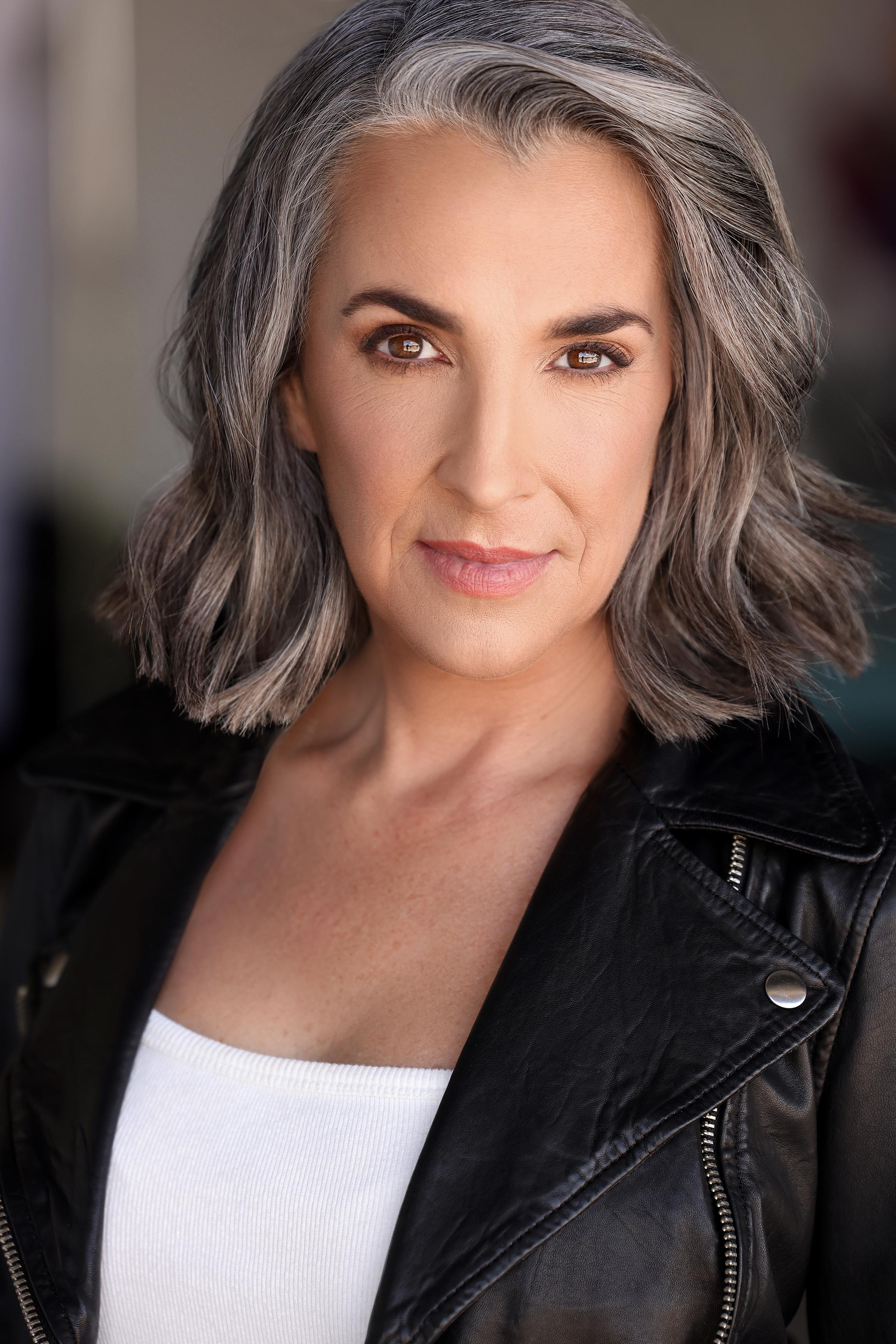 Elena Kent image