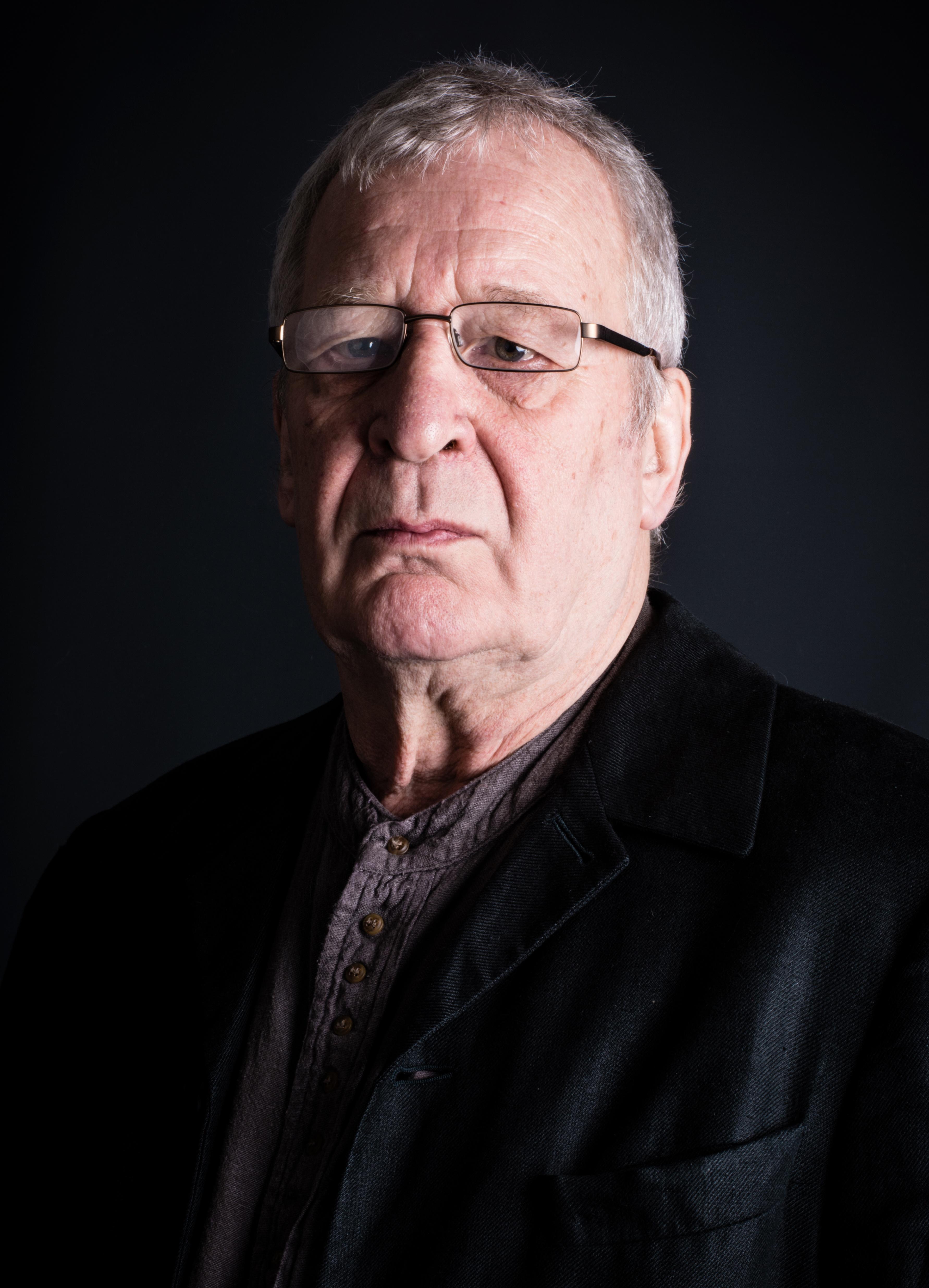 Dick Douglass image